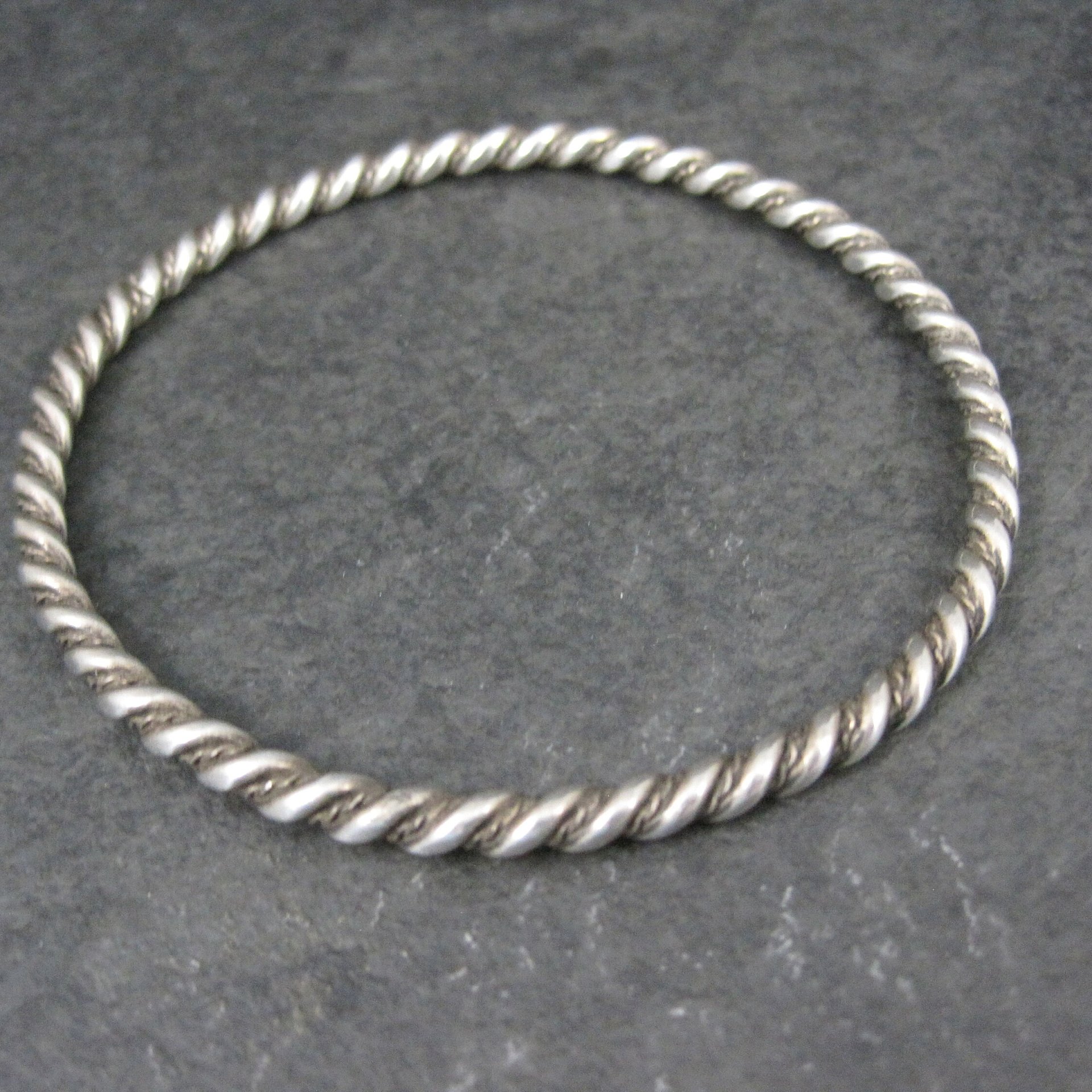 Vintage Southwestern Sterling 4mm Twisted Bangle Bracelet 8 Inches