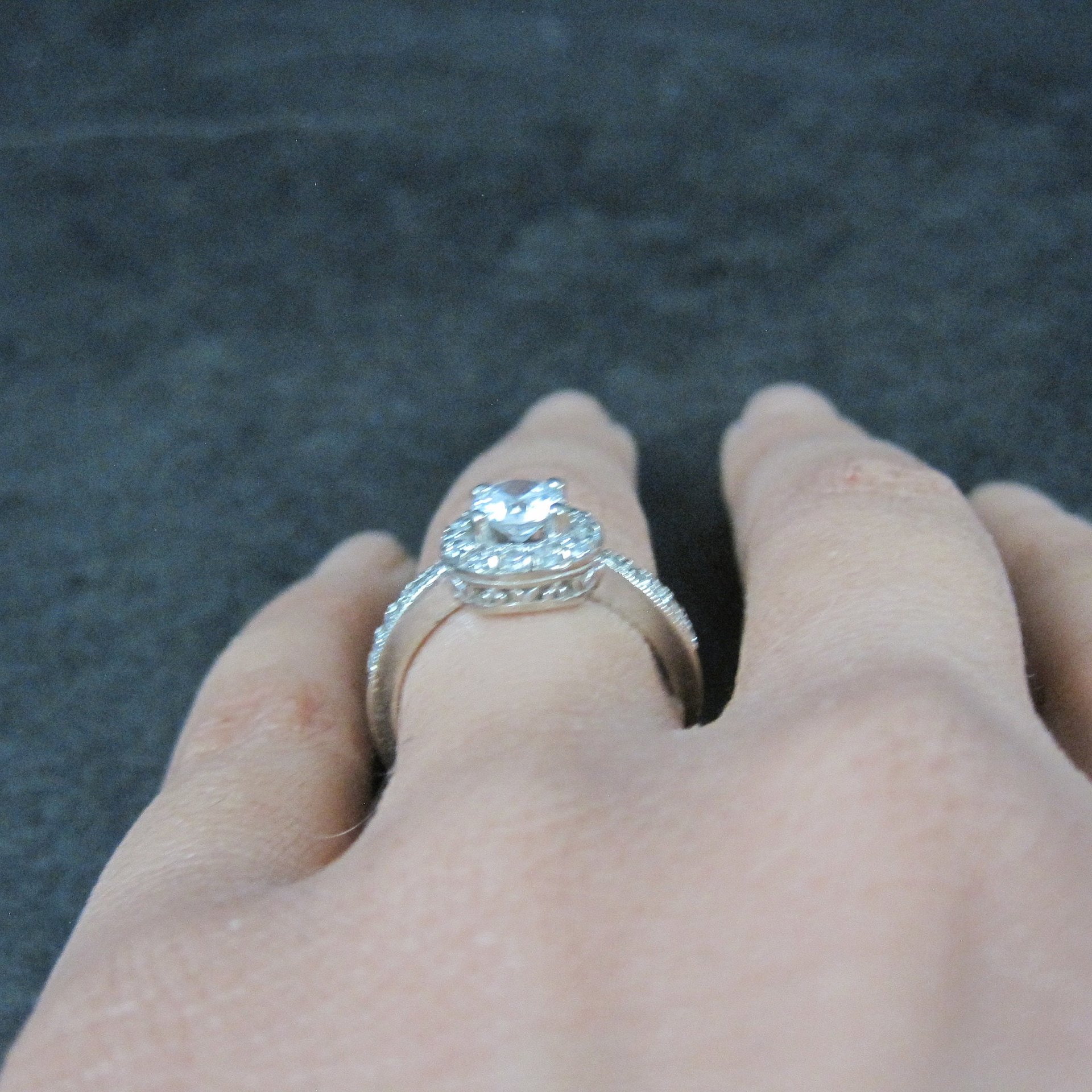 14K Diamond Halo Engagement Ring Size 5.5 Finelli