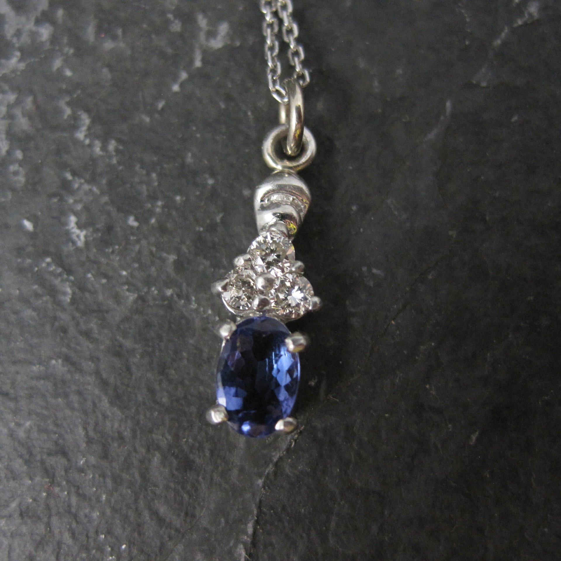 Dainty 14K Tanzanite Diamond Pendant Necklace Levian