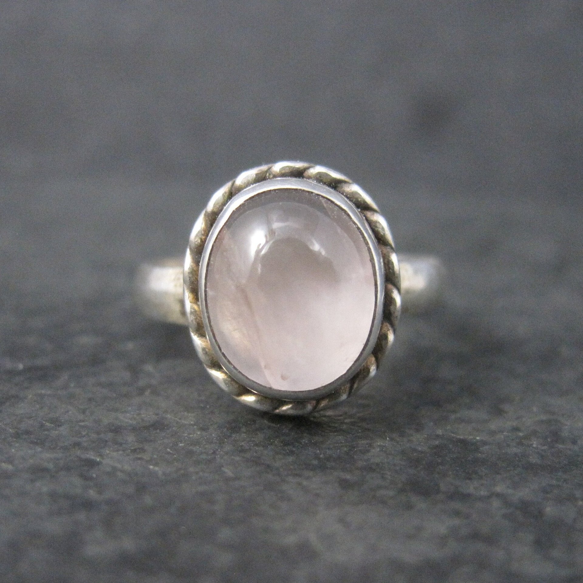 Simple 90s Sterling Rose Quartz Ring Size 7.75