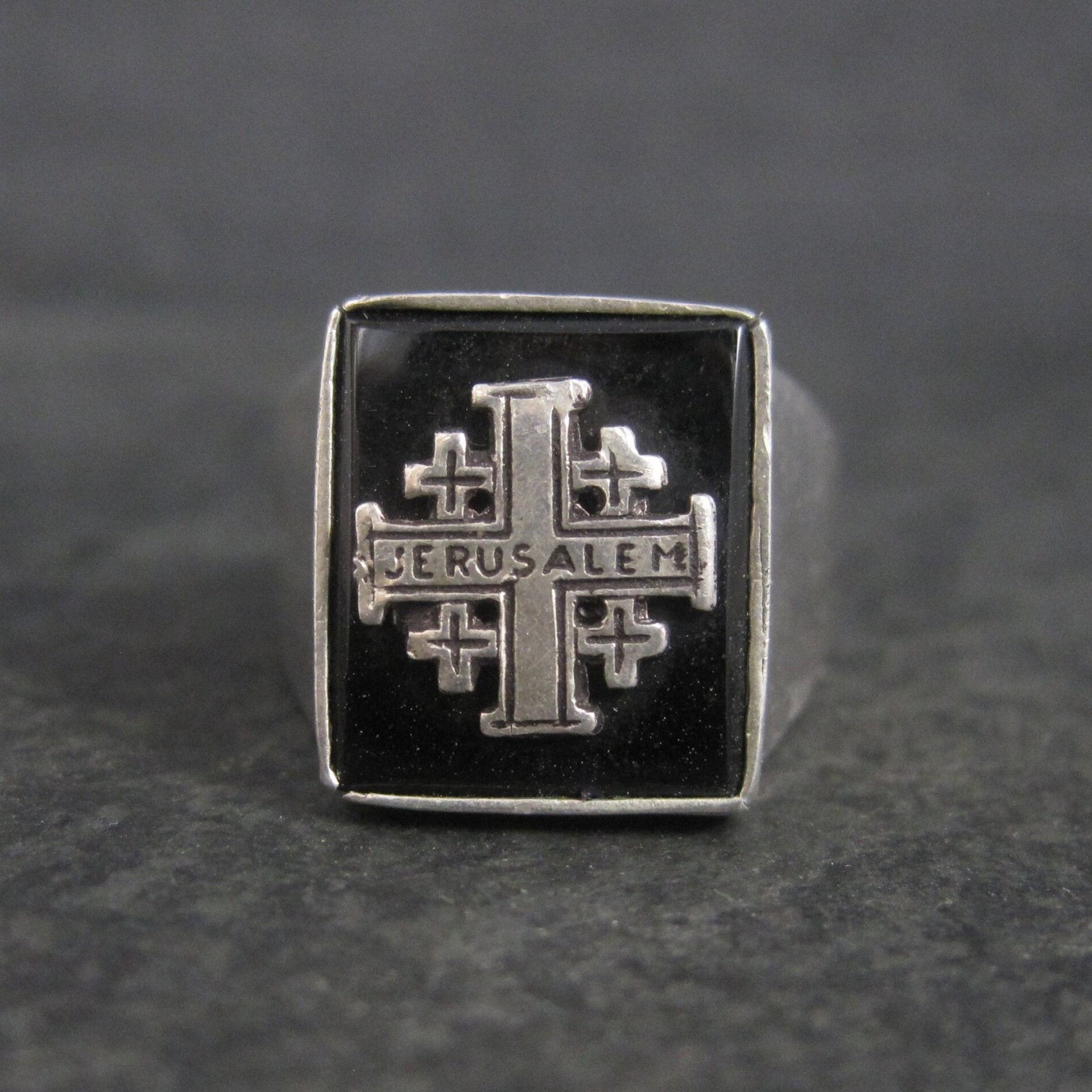 Vintage Jerusalem Ring Size 10 Silver and Onyx