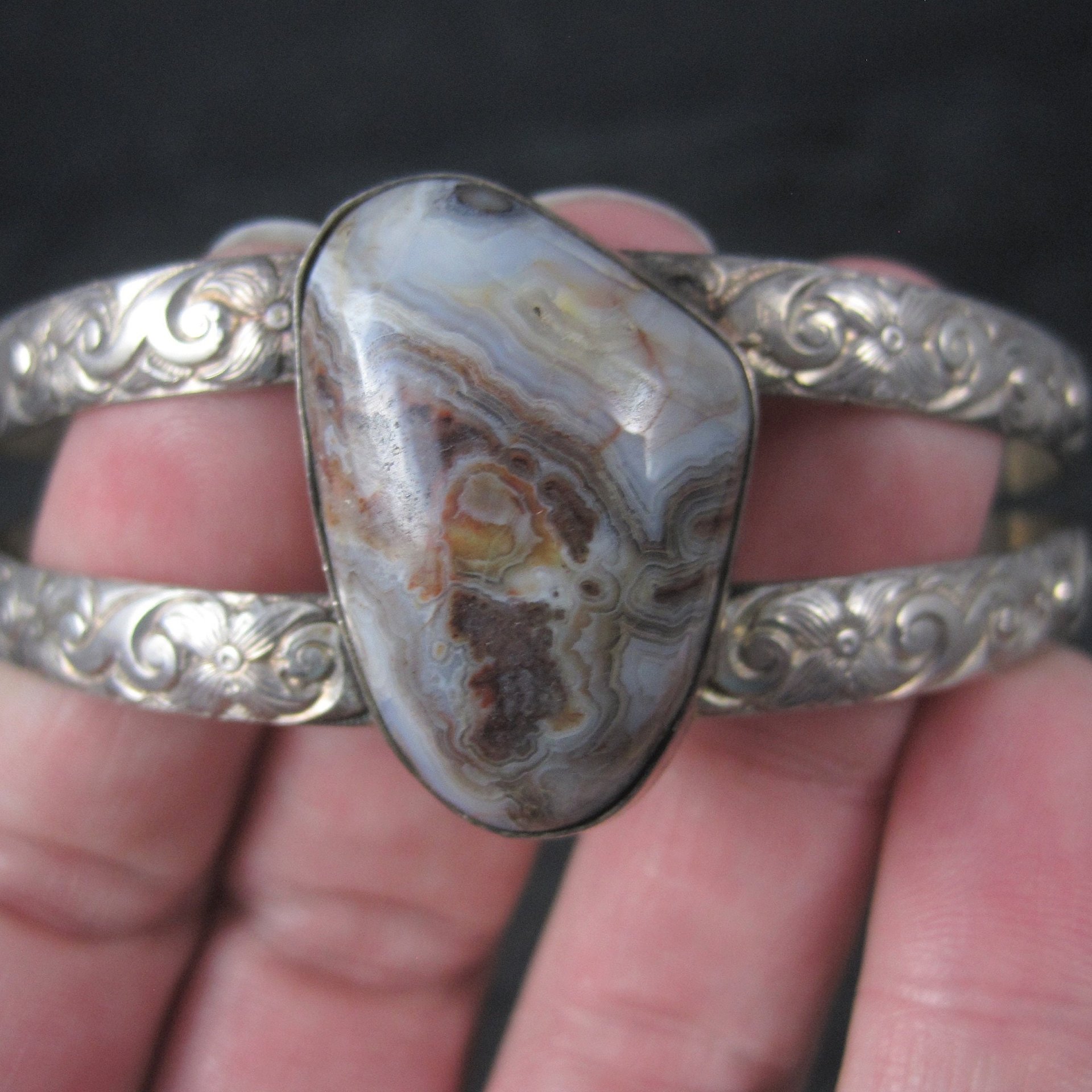 Vintage Sterling Floral Agate Cuff Bracelet 7 Inches