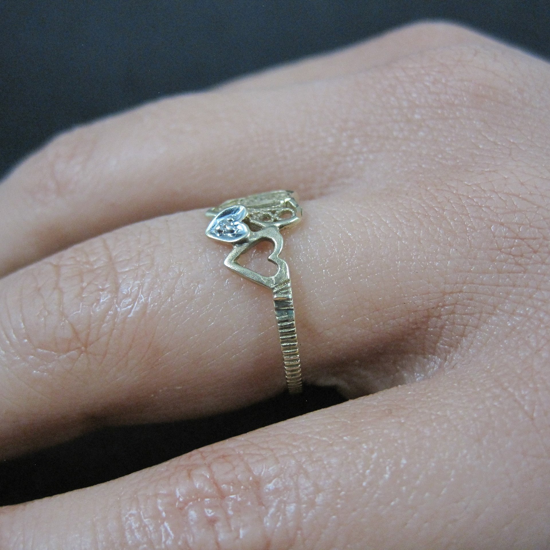 Dainty 10K Diamond Heart Ring Size 6 Yellow Gold Filigree