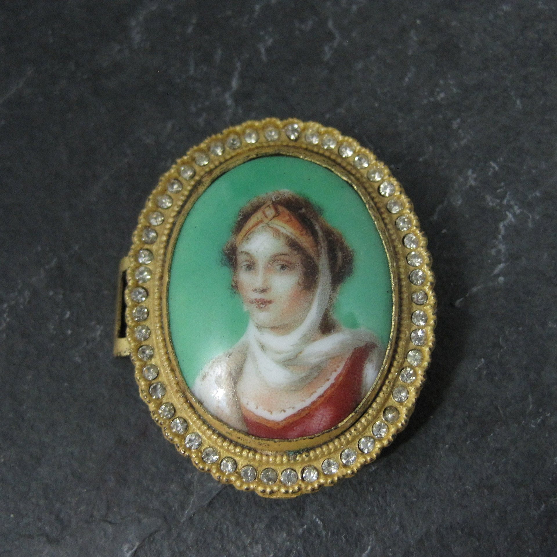 Vintage Rhinestone Cameo Buckle