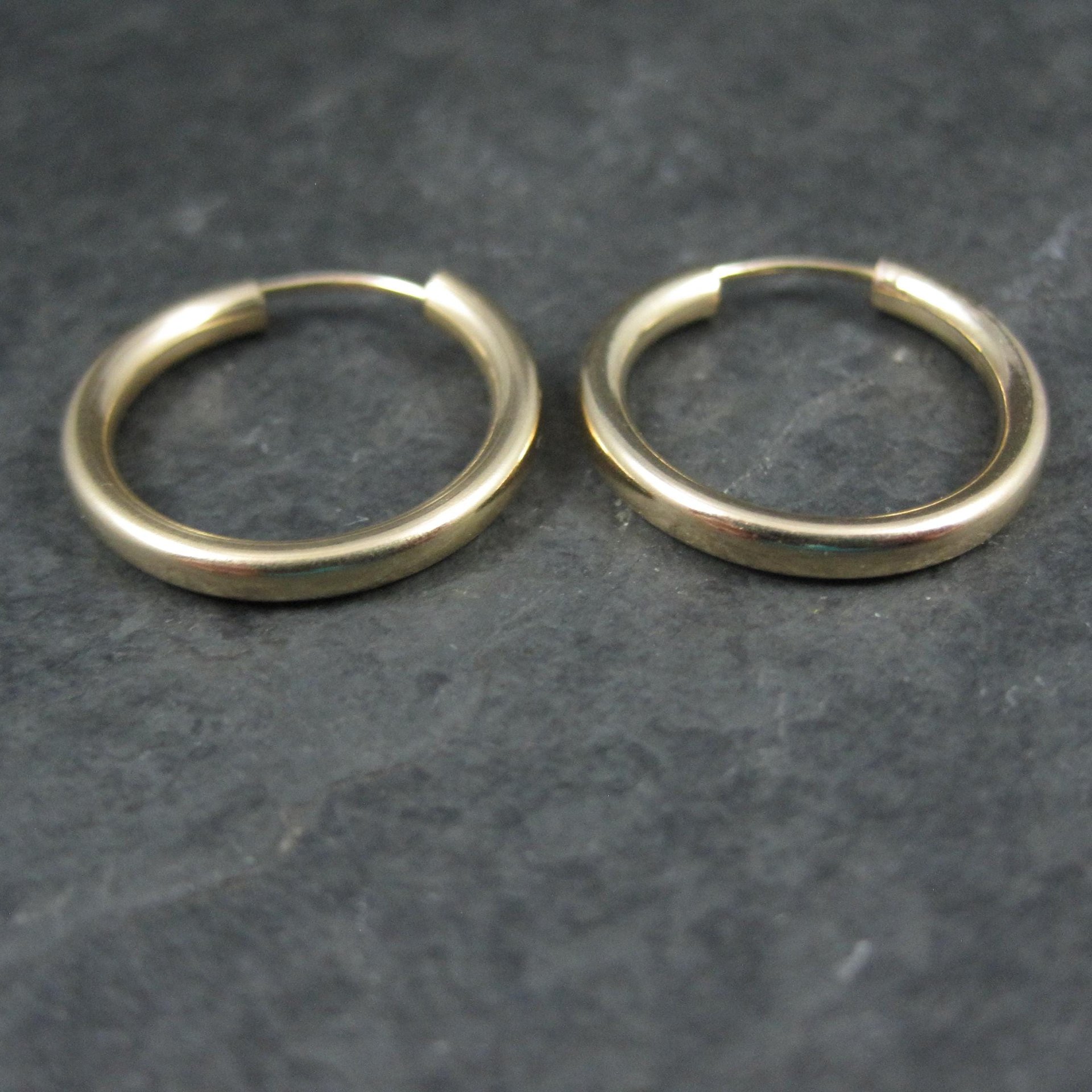 3/4" Gold Hoop Earrings 19mm 14K Gold Filled New Old Stock