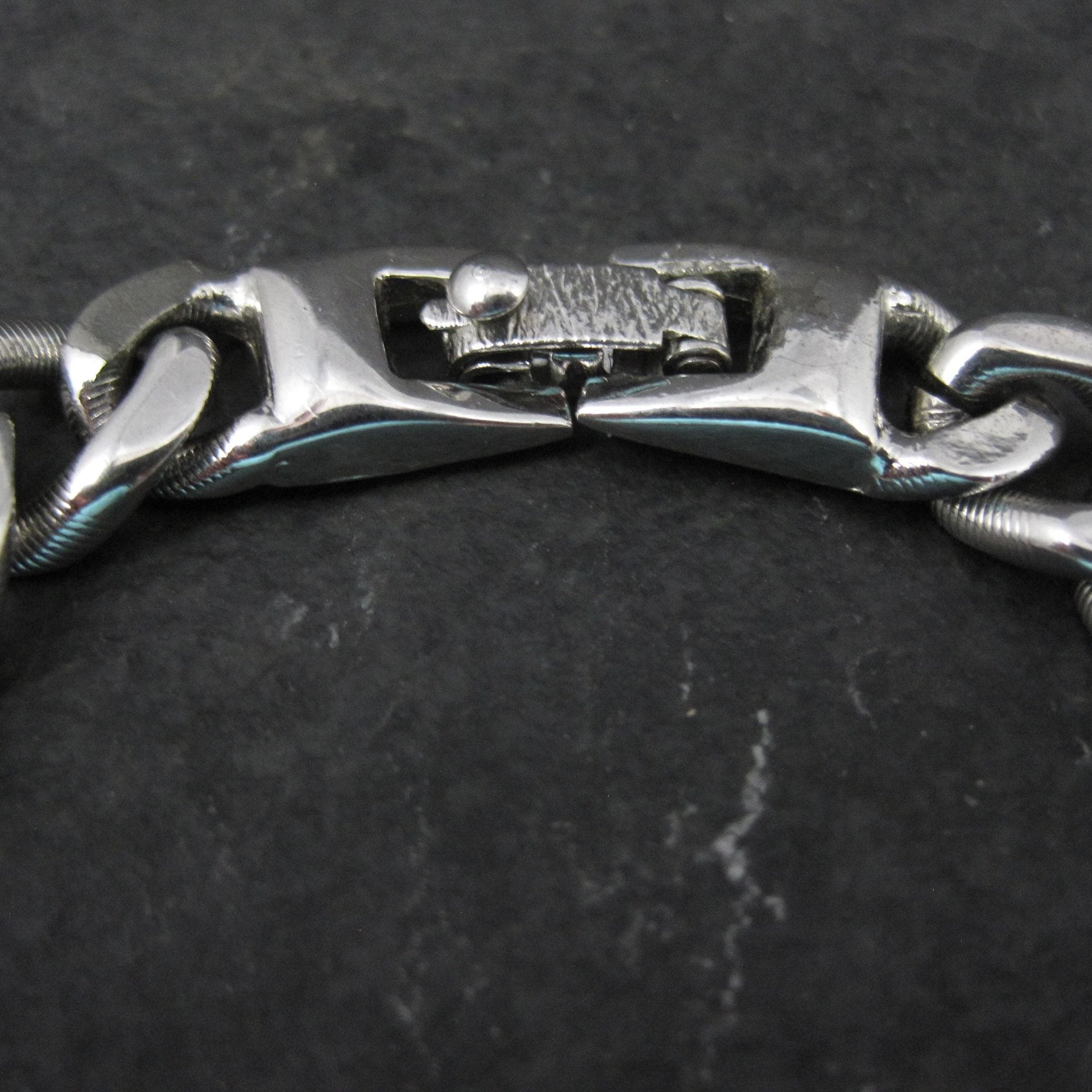 Silver Tone Figaro Bracelet Vintage Monet 7.5 Inches