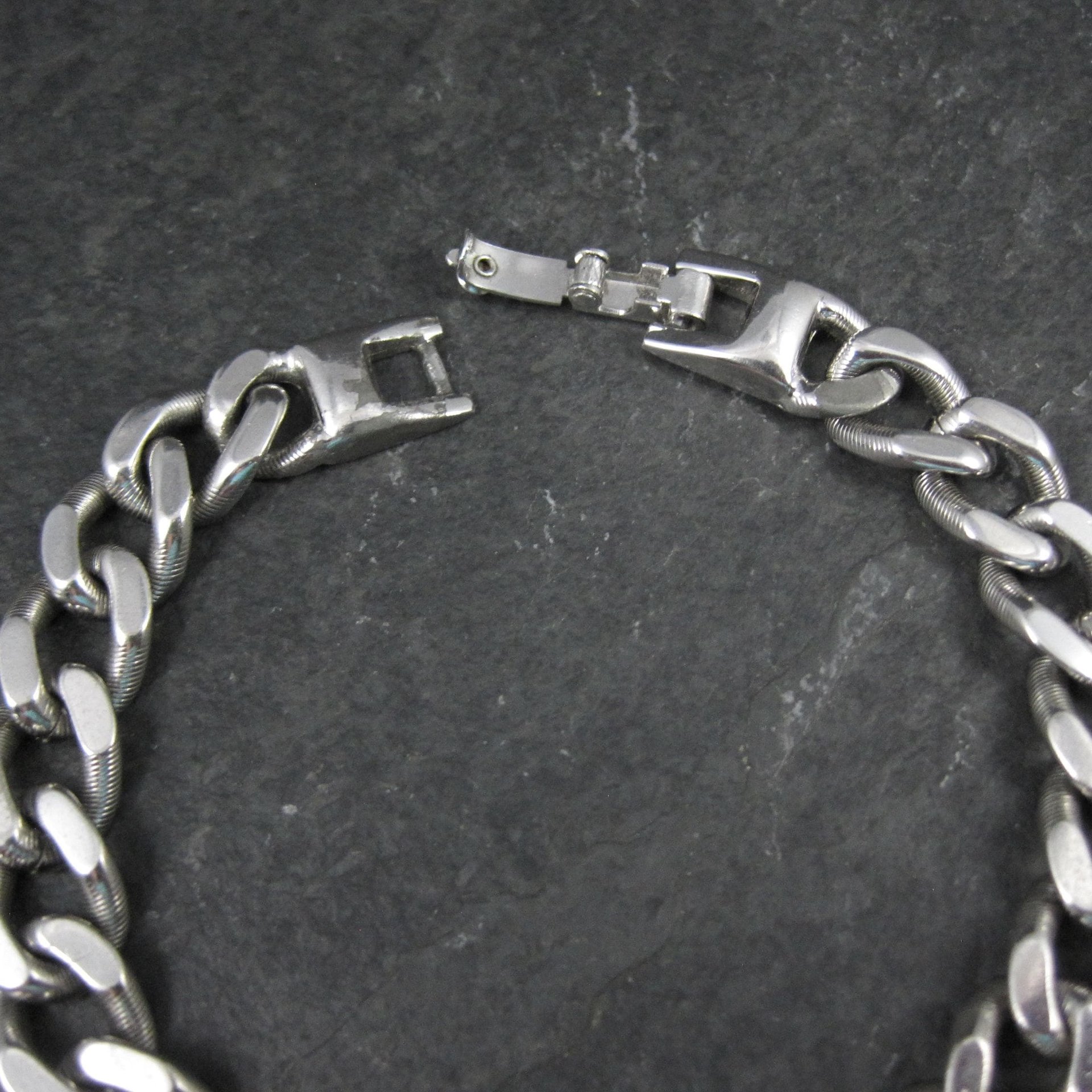 Silver Tone Figaro Bracelet Vintage Monet 7.5 Inches