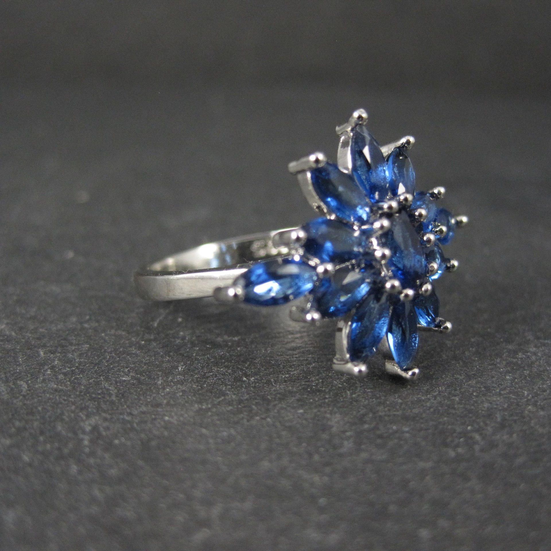 Estate Sterling Silver Sapphire Blue Cz Ring Size 7.5 Unique Cocktail