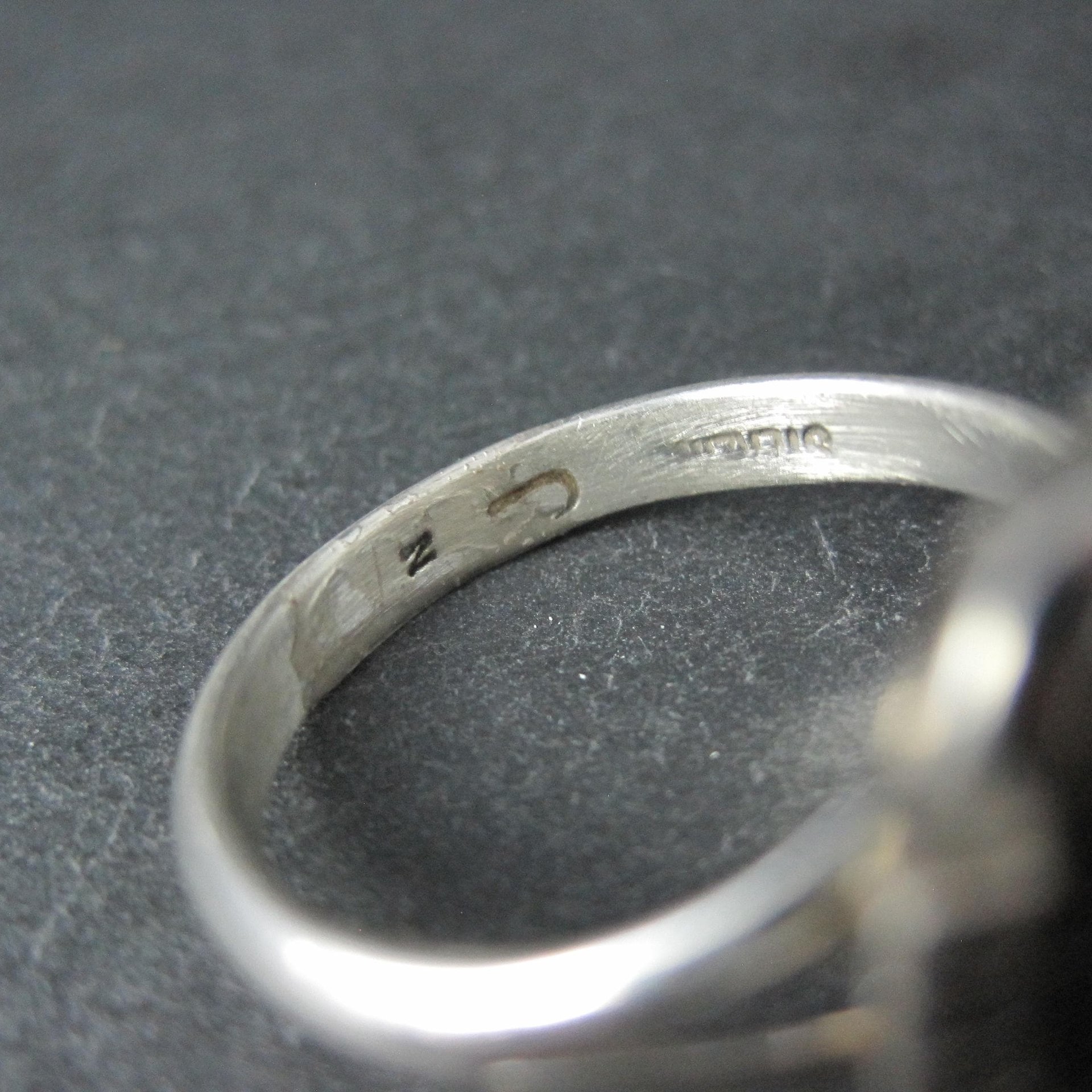 Vintage Navajo Coral Ring Sterling Silver Size 10