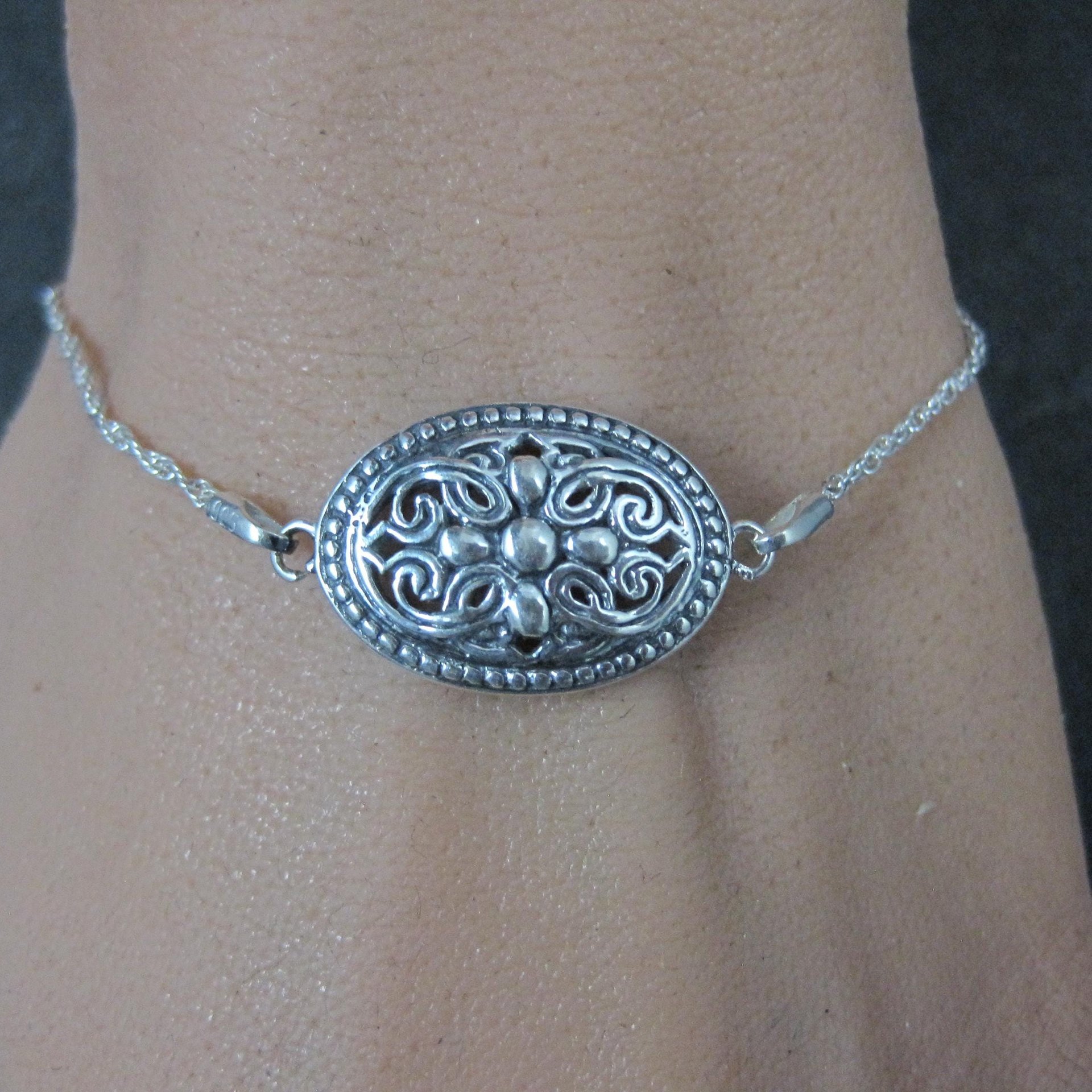 Estate Sterling Silver Filigree Medallion Bracelet