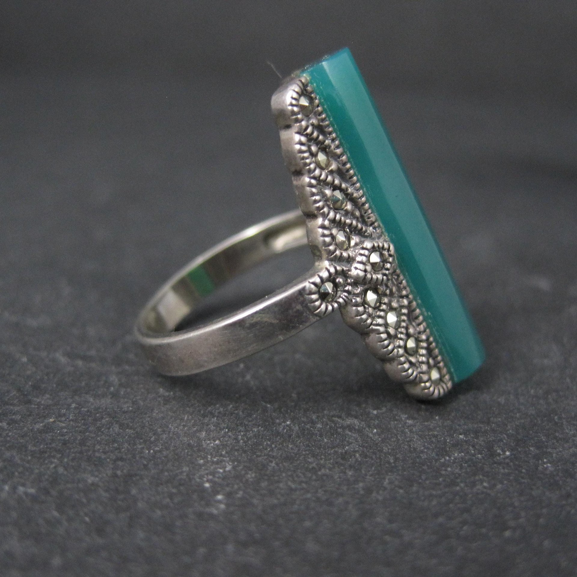 Vintage Sterling Silver Chrysoprase and Marcasite Ring Size 6