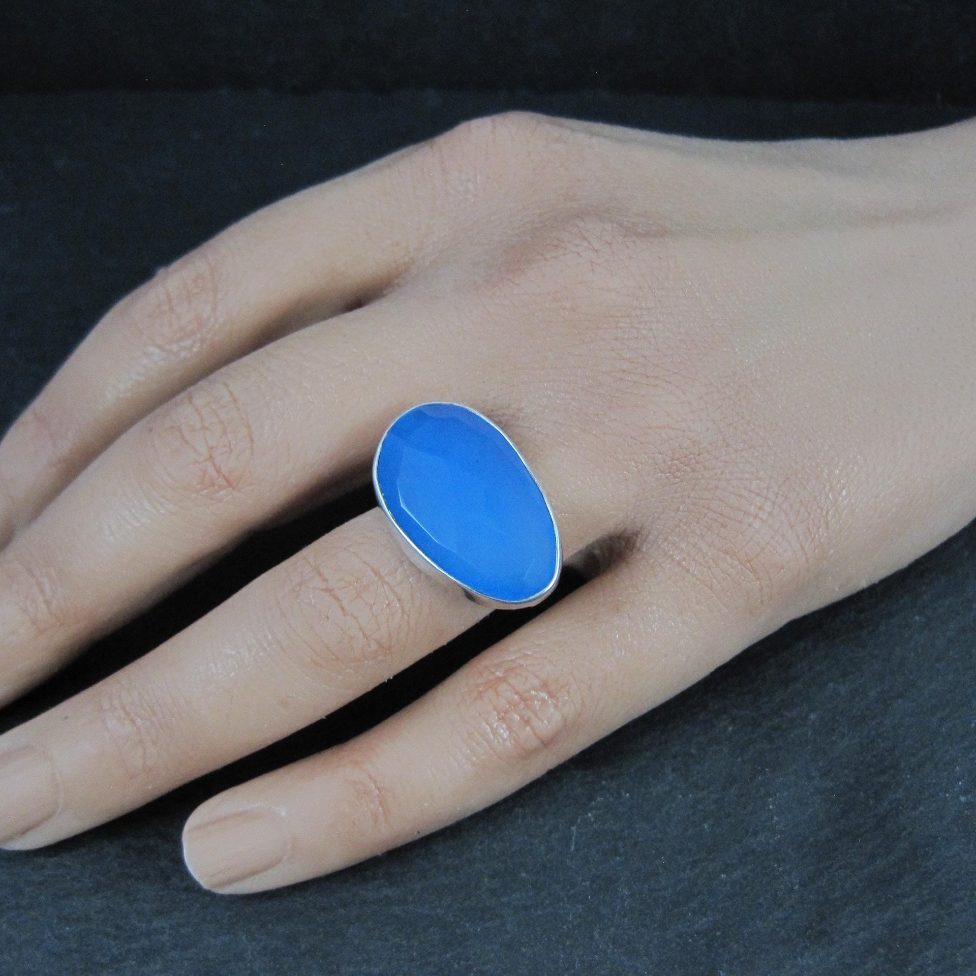 Sterling Silver Blue Chalcedony Ring Size 6