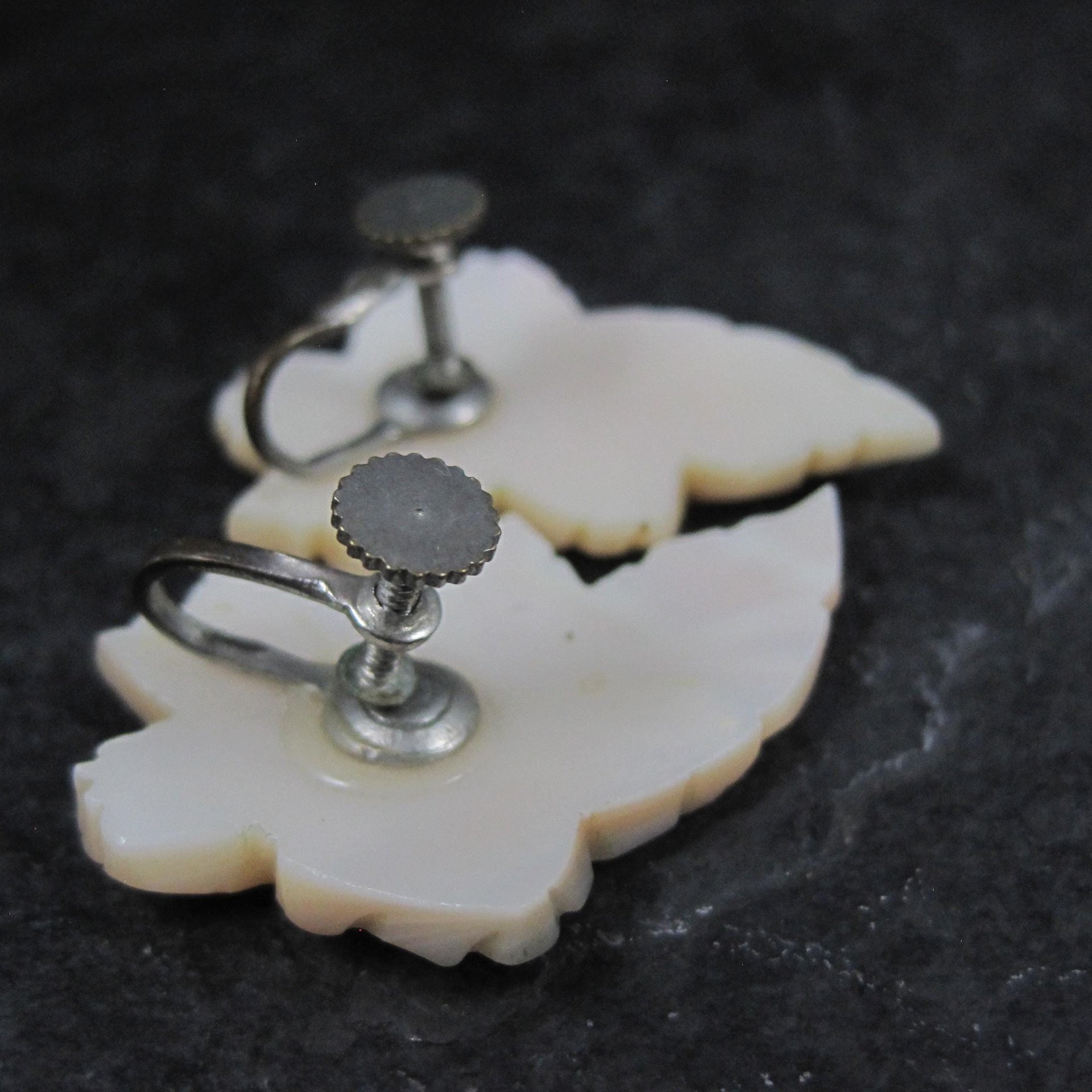 Vintage Mother of Pearl Leaf Earrings Screw Back