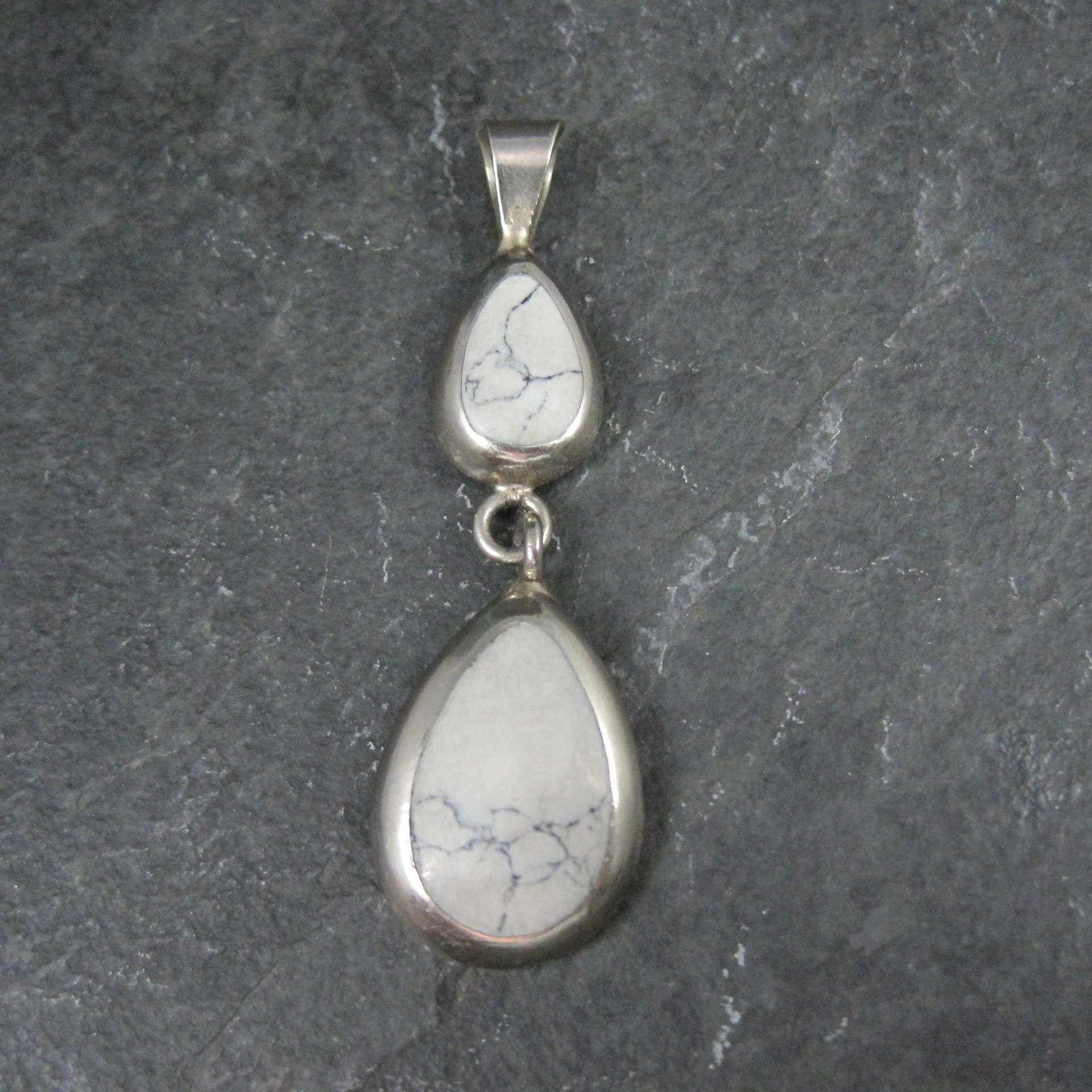 Long Mexican Sterling Howlite Pendant Vintage