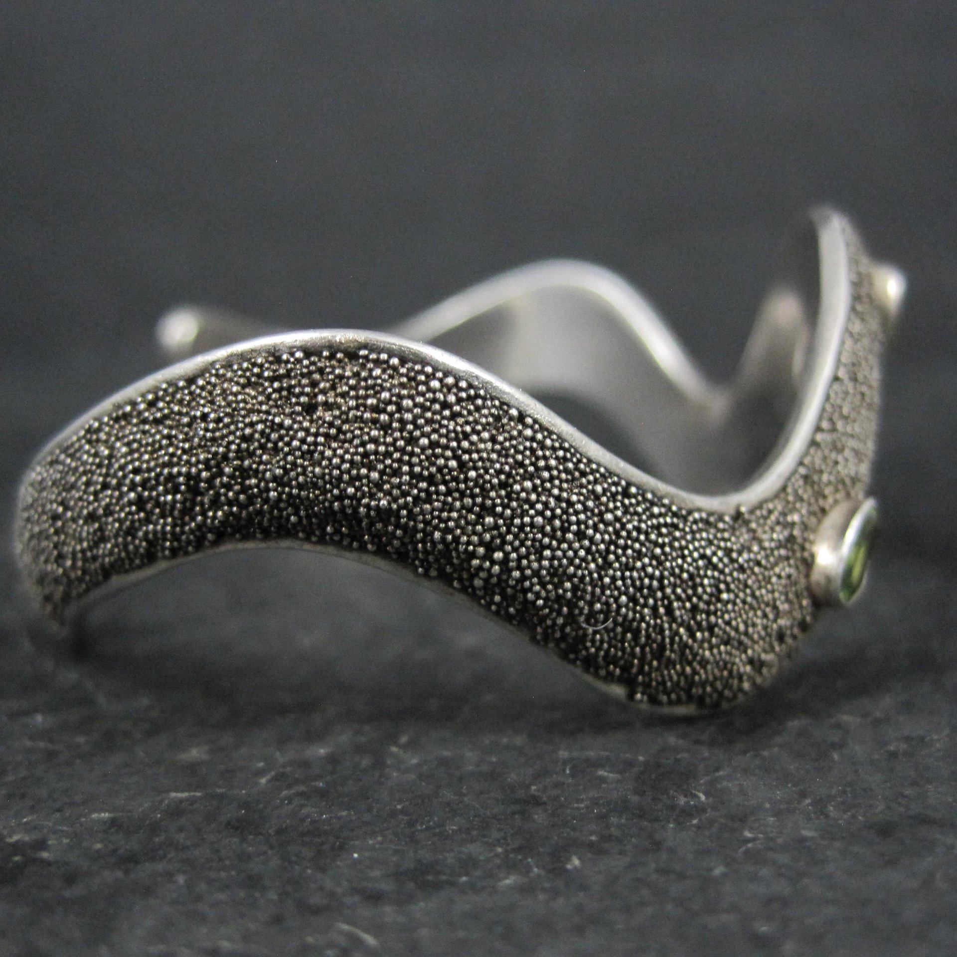 Wavy Textured Peridot Cuff Bracelet Vintage Sterling Silver 6.5 Inches