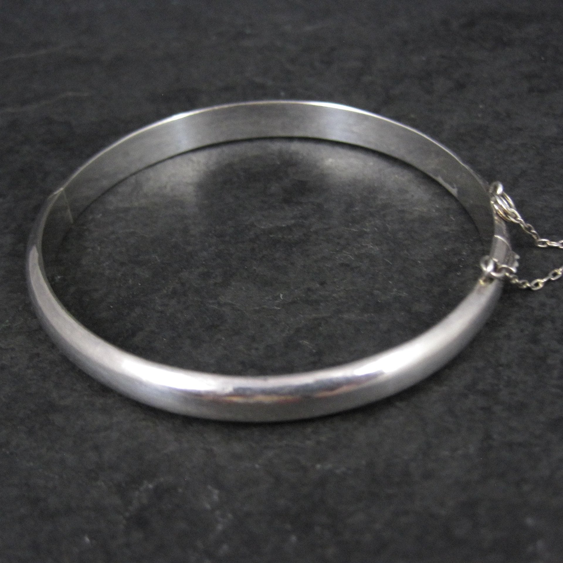 Simple Sterling Silver Hinged Bangle Bracelet 7"