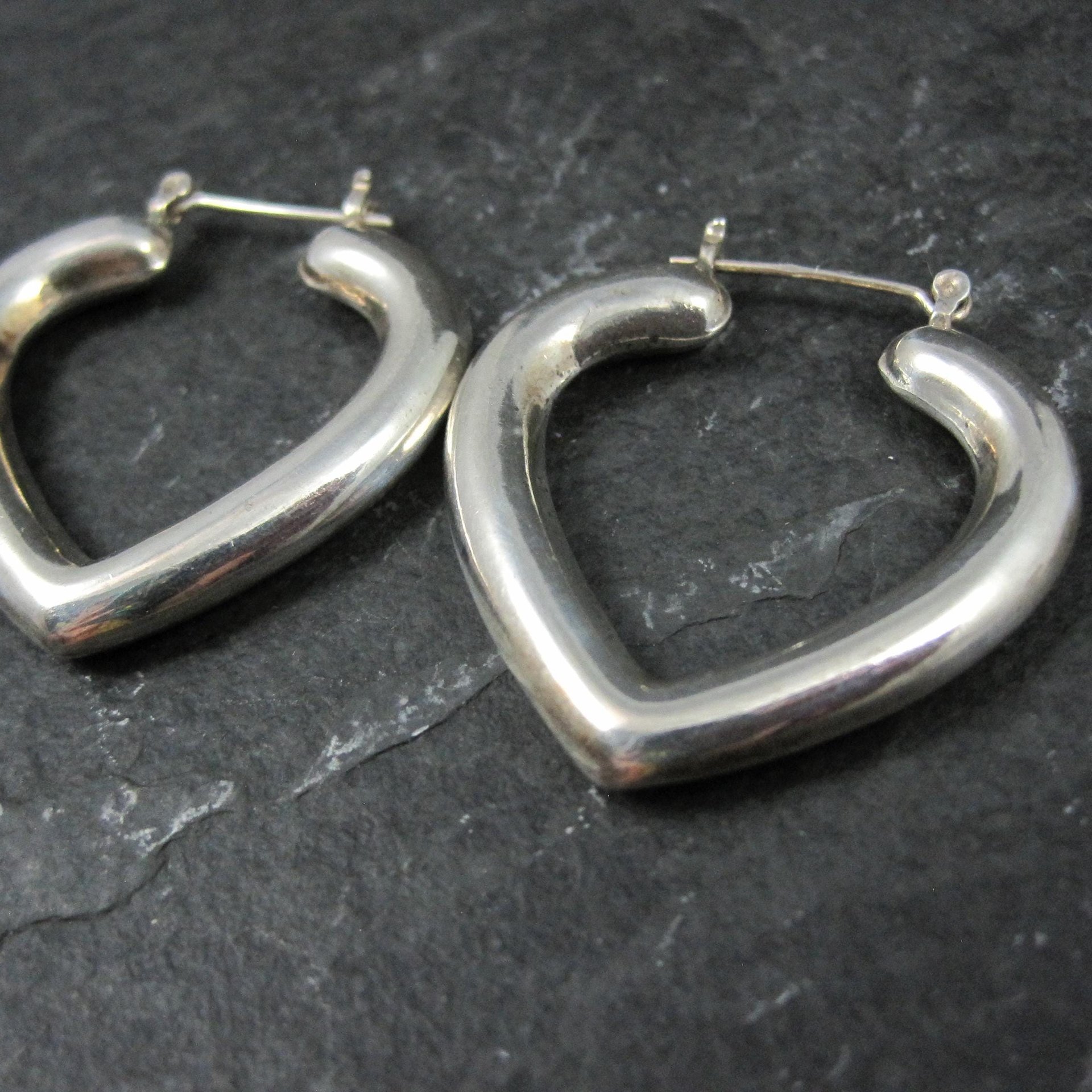 Large Vintage Sterling Silver Heart Latch Hoop Earrings