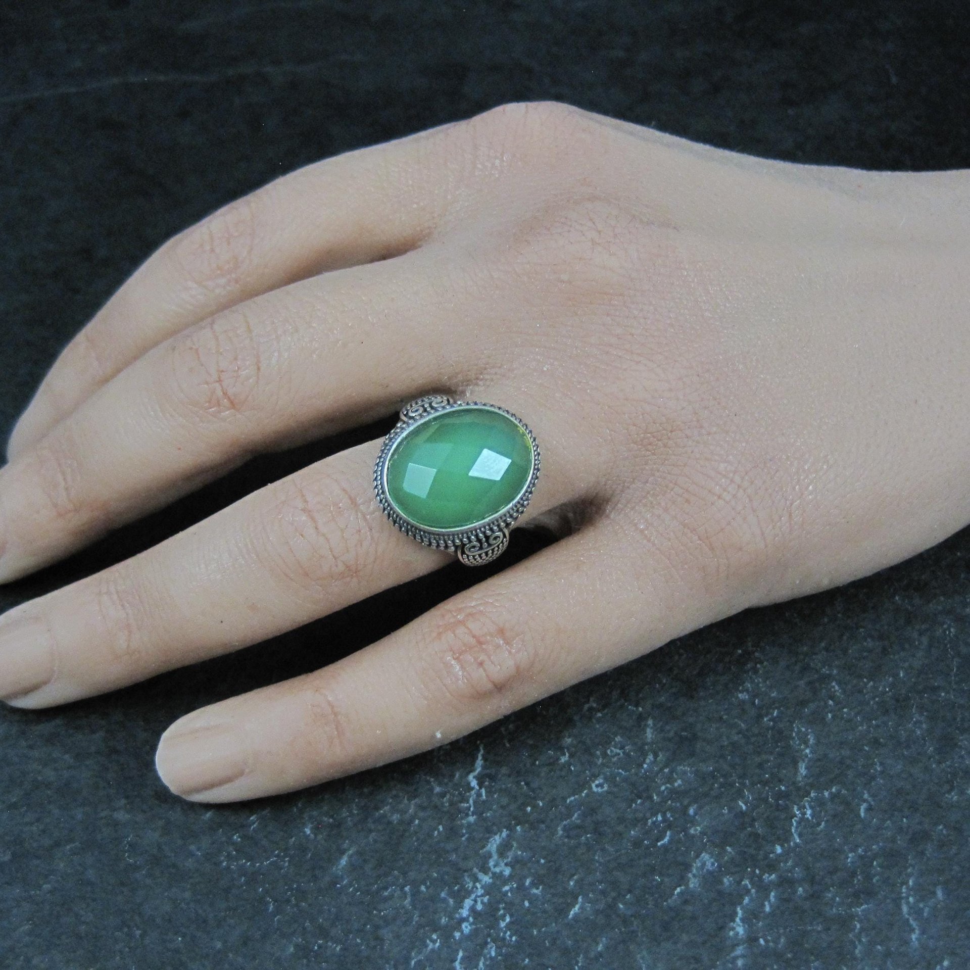 Vintage Sterling Silver Green Chalcedony Ring Size 7