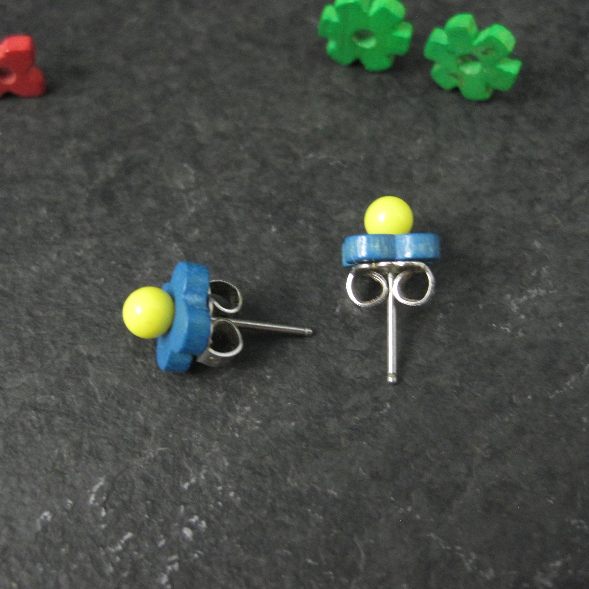 1990s Avon Interchangeable Flower Stud Earrings