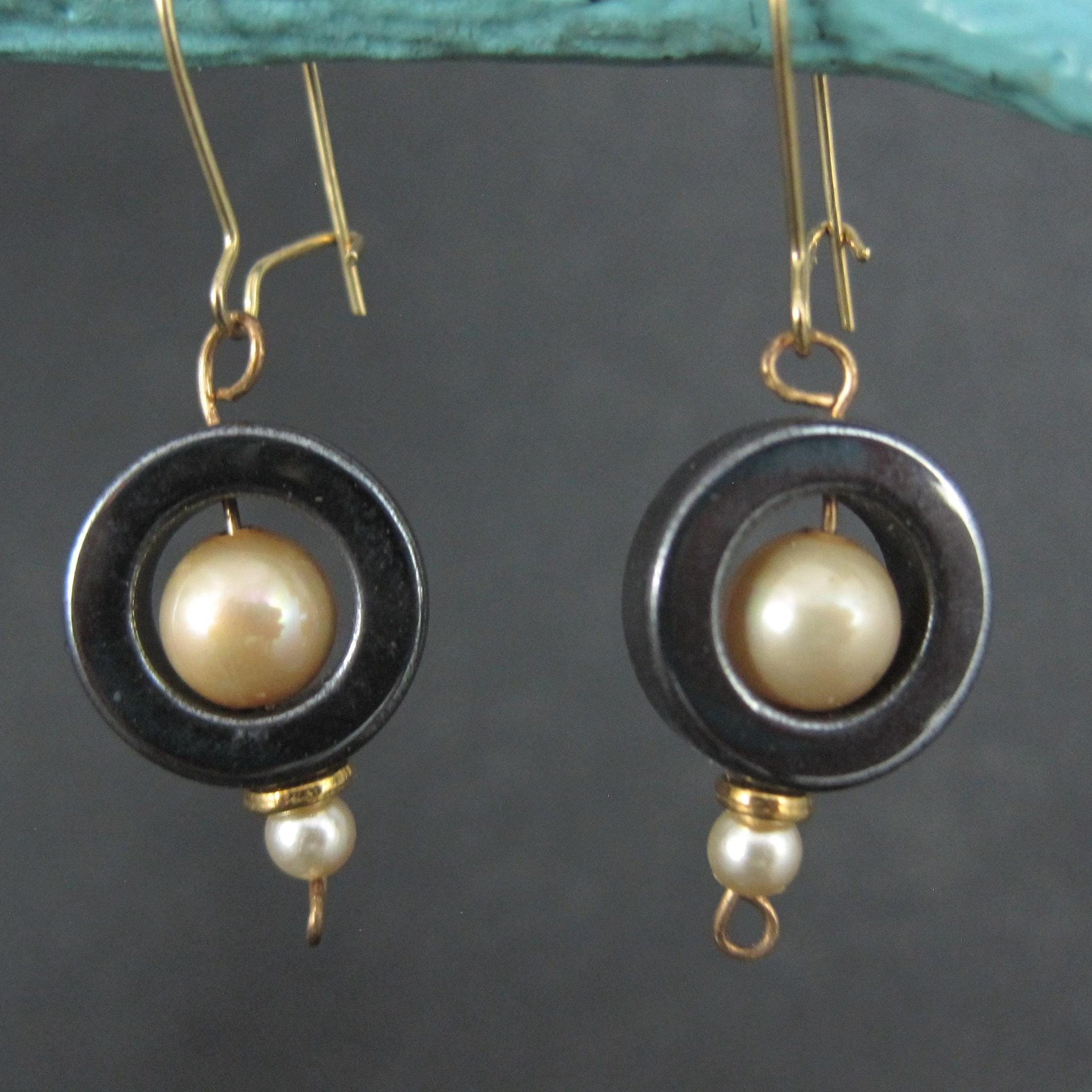 Vintage 14K Hematite and Pearl Earrings