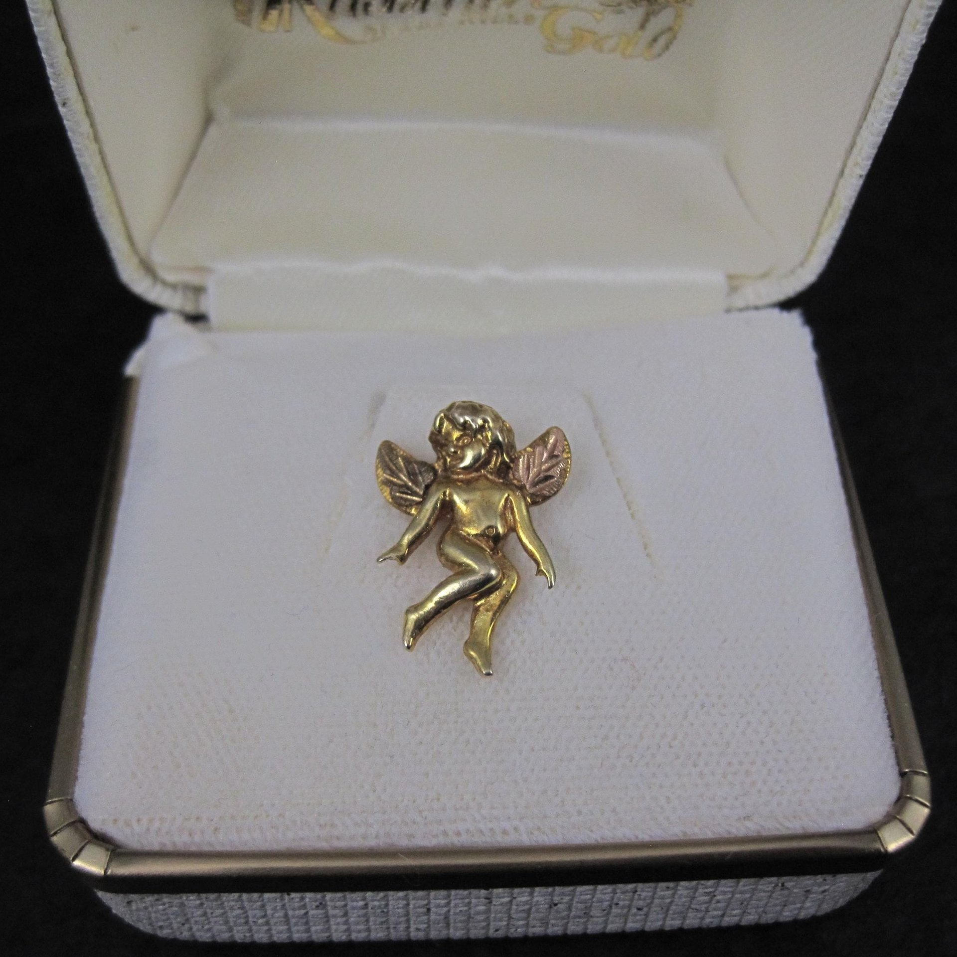 Vintage 10K Black Hills Gold Angel Pin Tie Tack