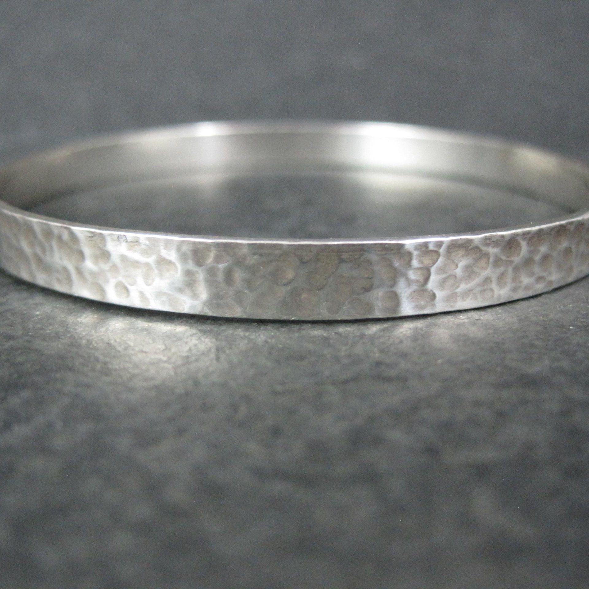 Mexican Sterling Hammered Bangle Bracelet 8" Vintage Silver