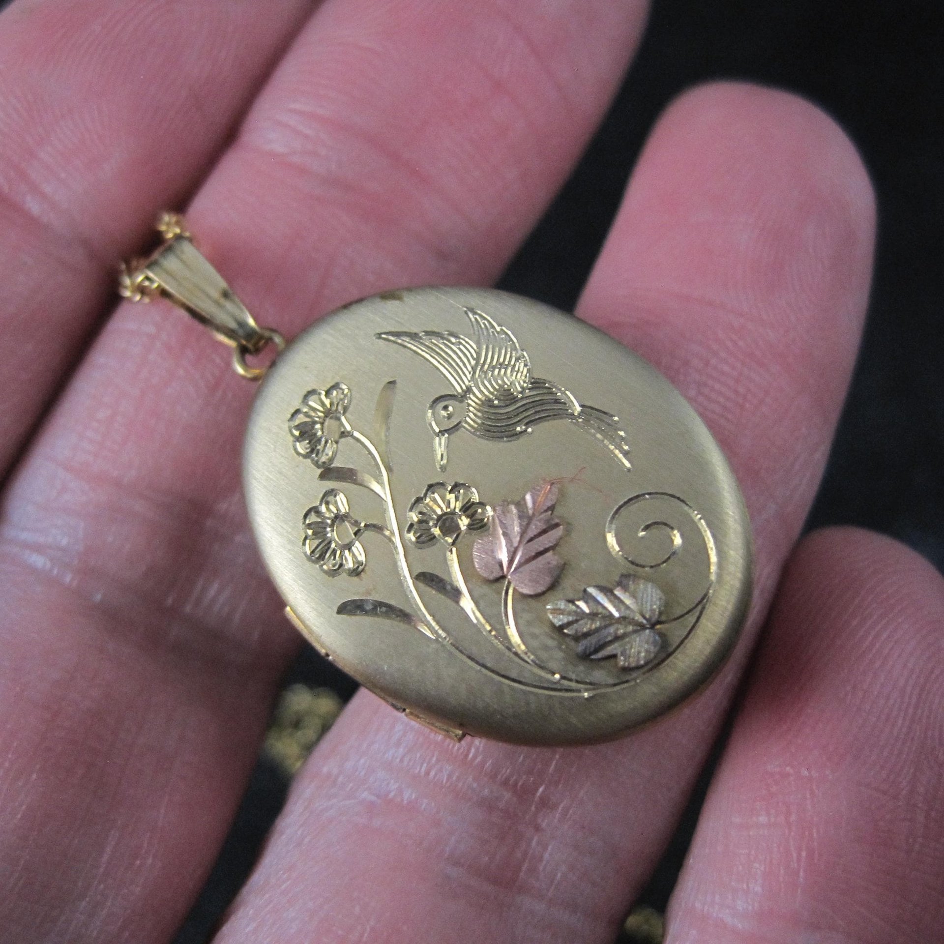 Vintage Black Hills Gold Hummingbird Locket Necklace Coleman Co NOS