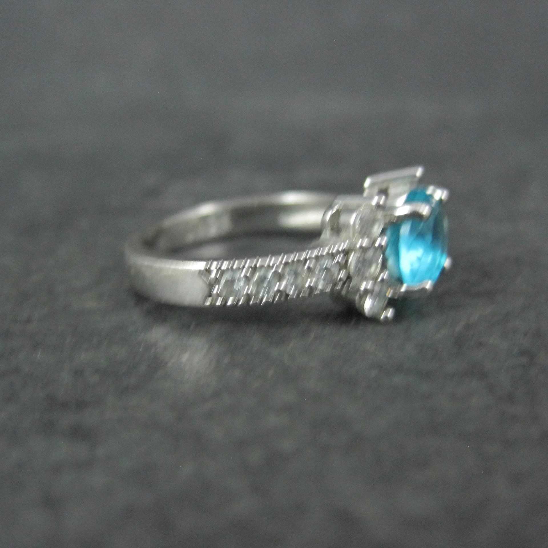 Estate Sterling Blue Cubic Zirconia Ring Size 6