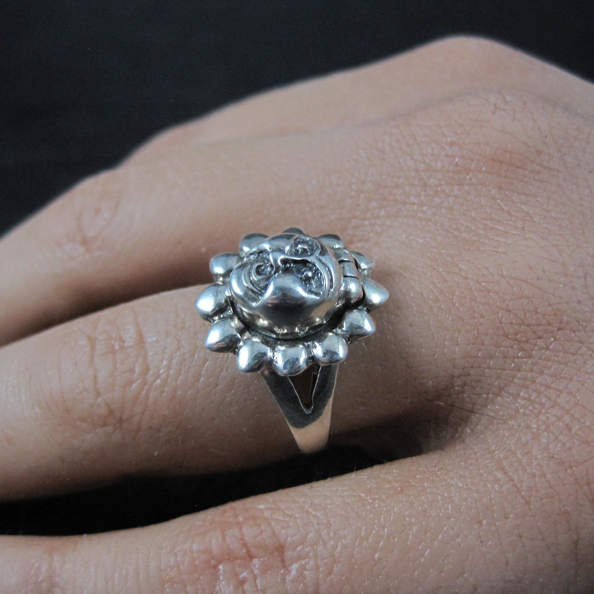 Vintage Sterling Sun Poison Ring Size 7
