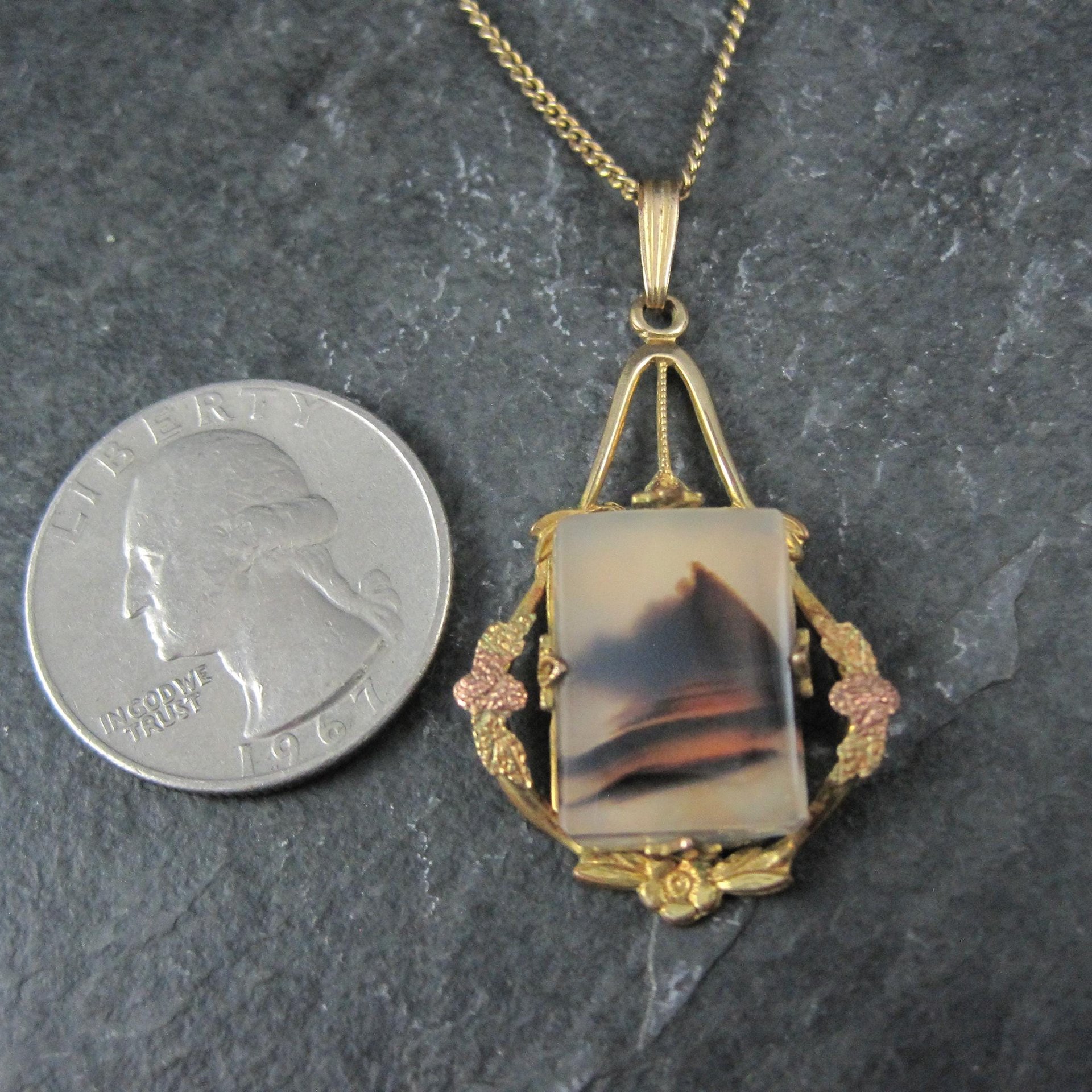 Art Deco 12K Gold Filled Montana Agate Pendant Necklace
