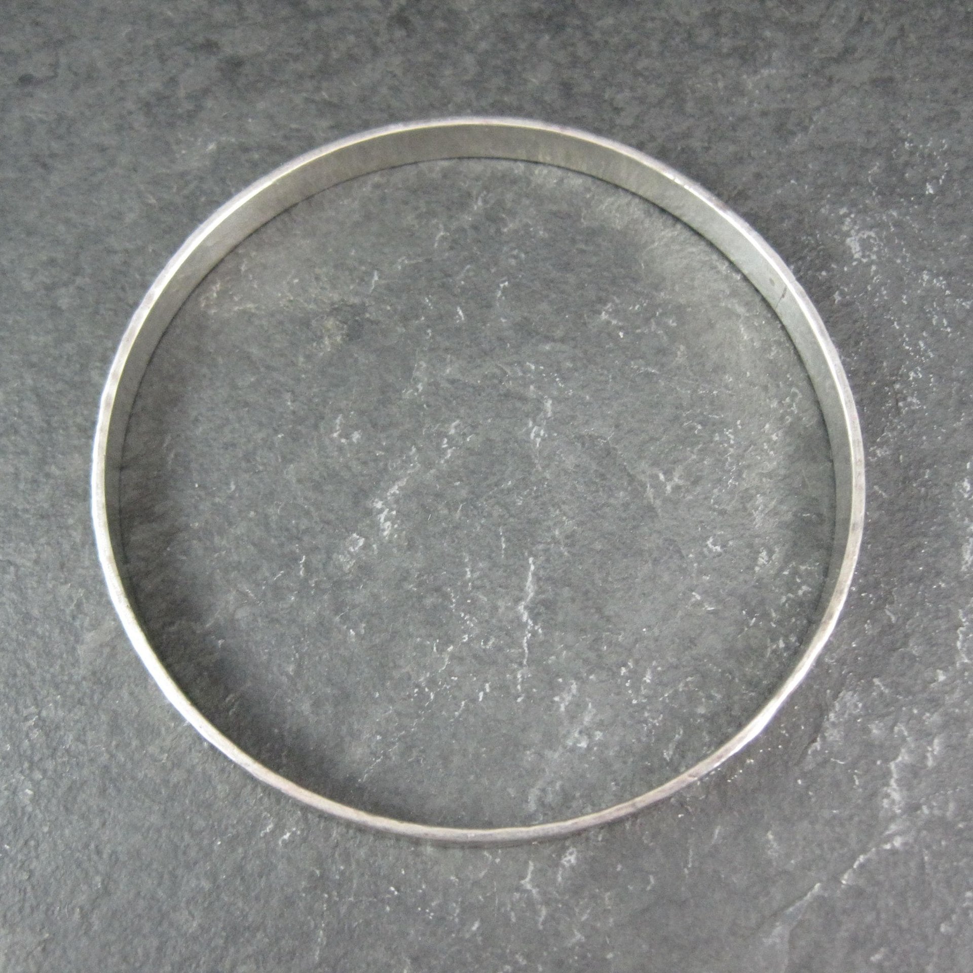 Mexican Sterling Hammered Bangle Bracelet 8" Vintage Silver