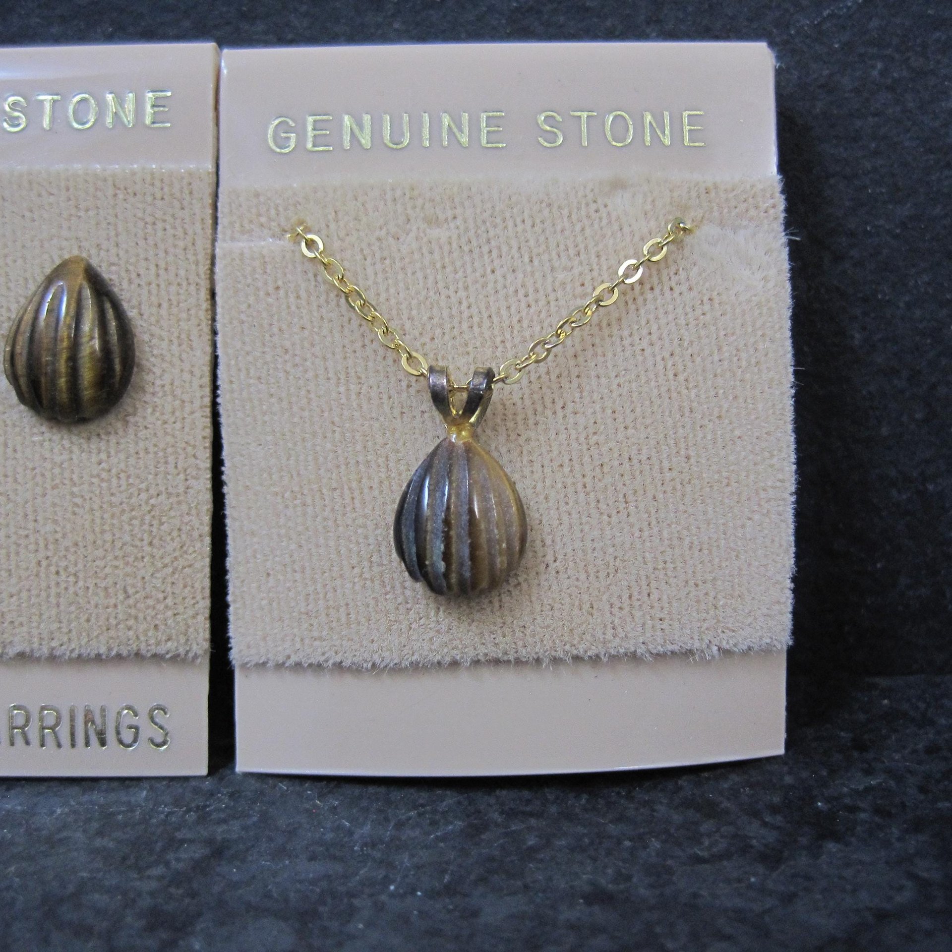 Vintage Tigers Eye Stud Earrings & Necklace Jewelry Set NOS