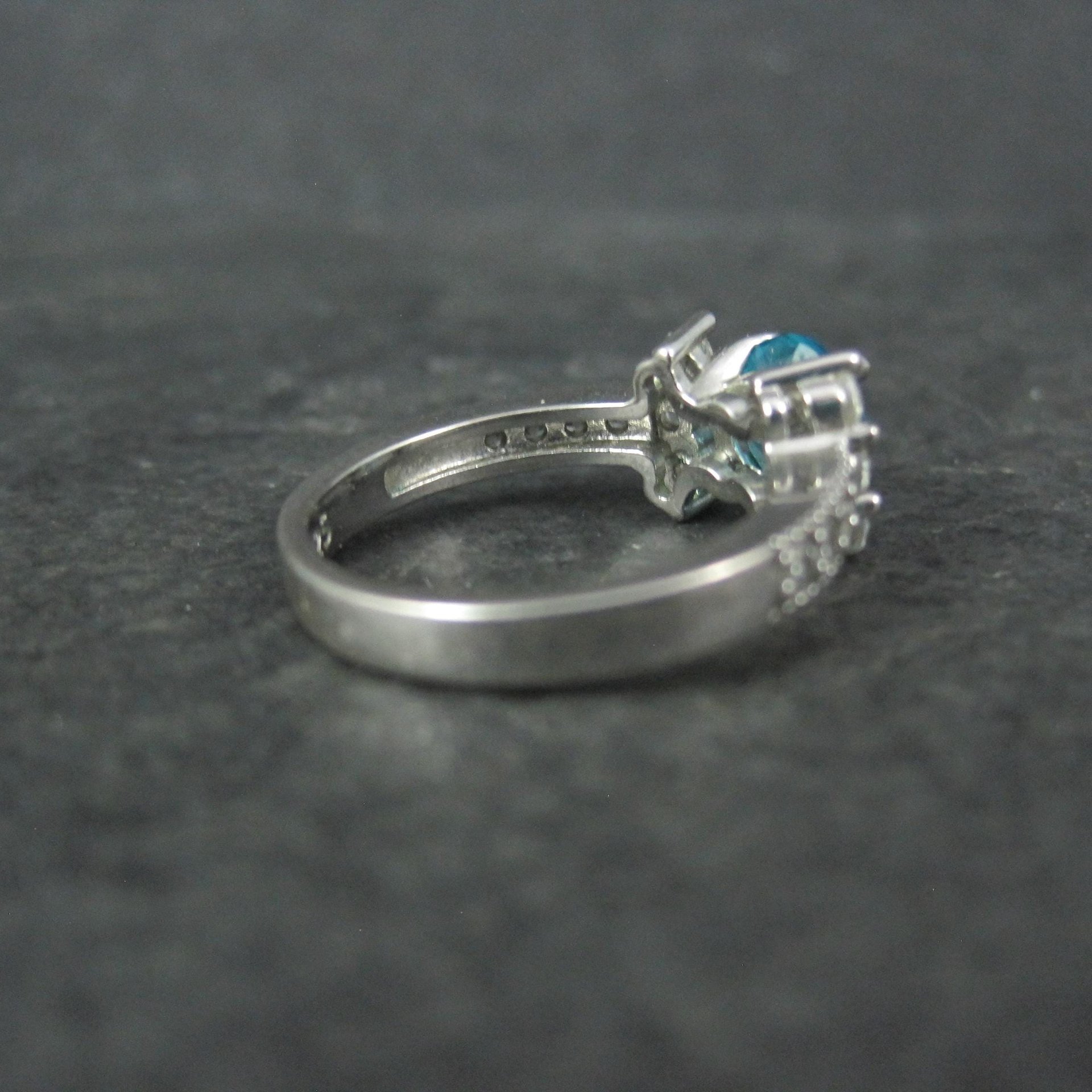 Estate Sterling Blue Cubic Zirconia Ring Size 6