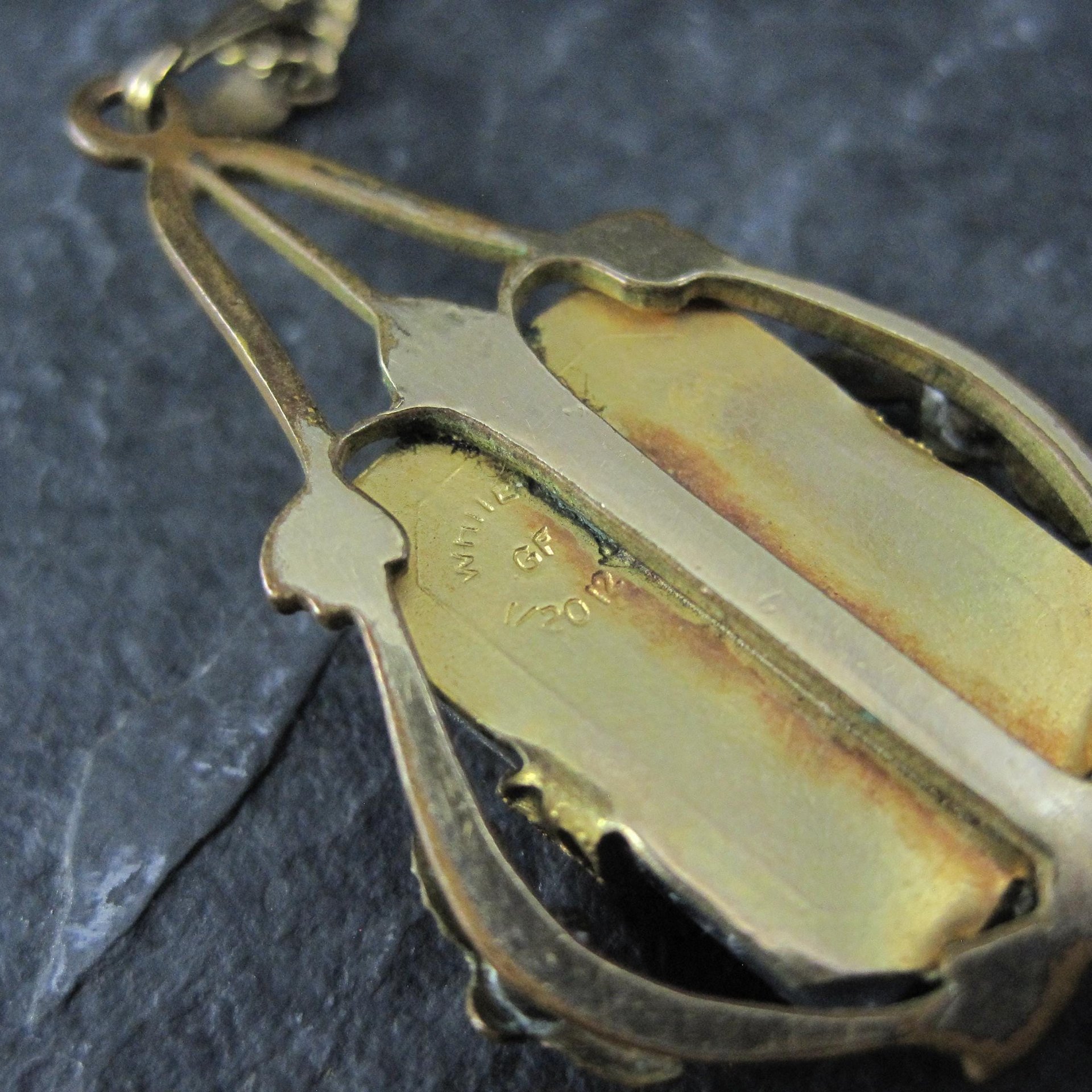 Art Deco 12K Gold Filled Montana Agate Pendant Necklace