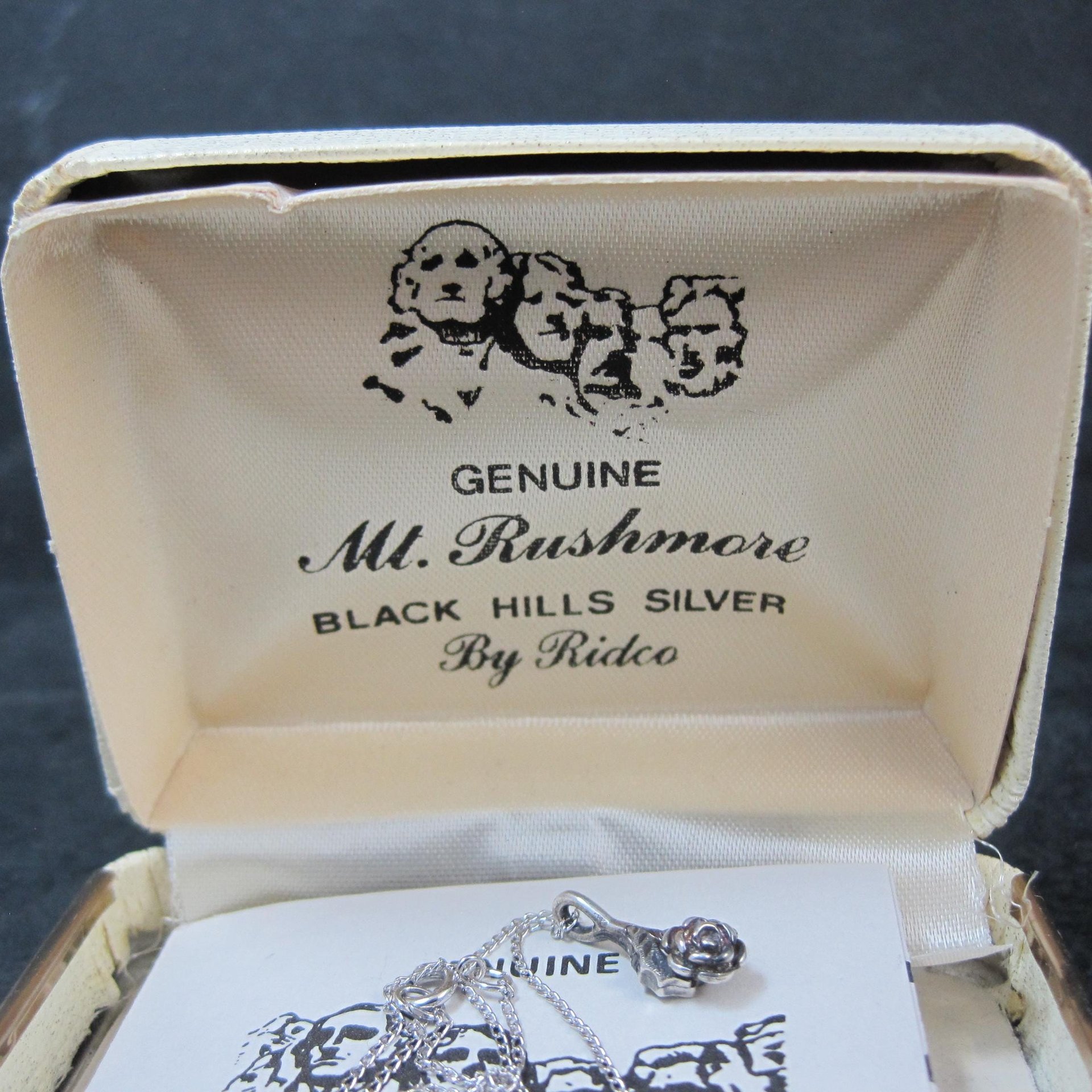 Dainty Black Hills Sterling Rose Pendant Necklace Vintage Silver Ridco