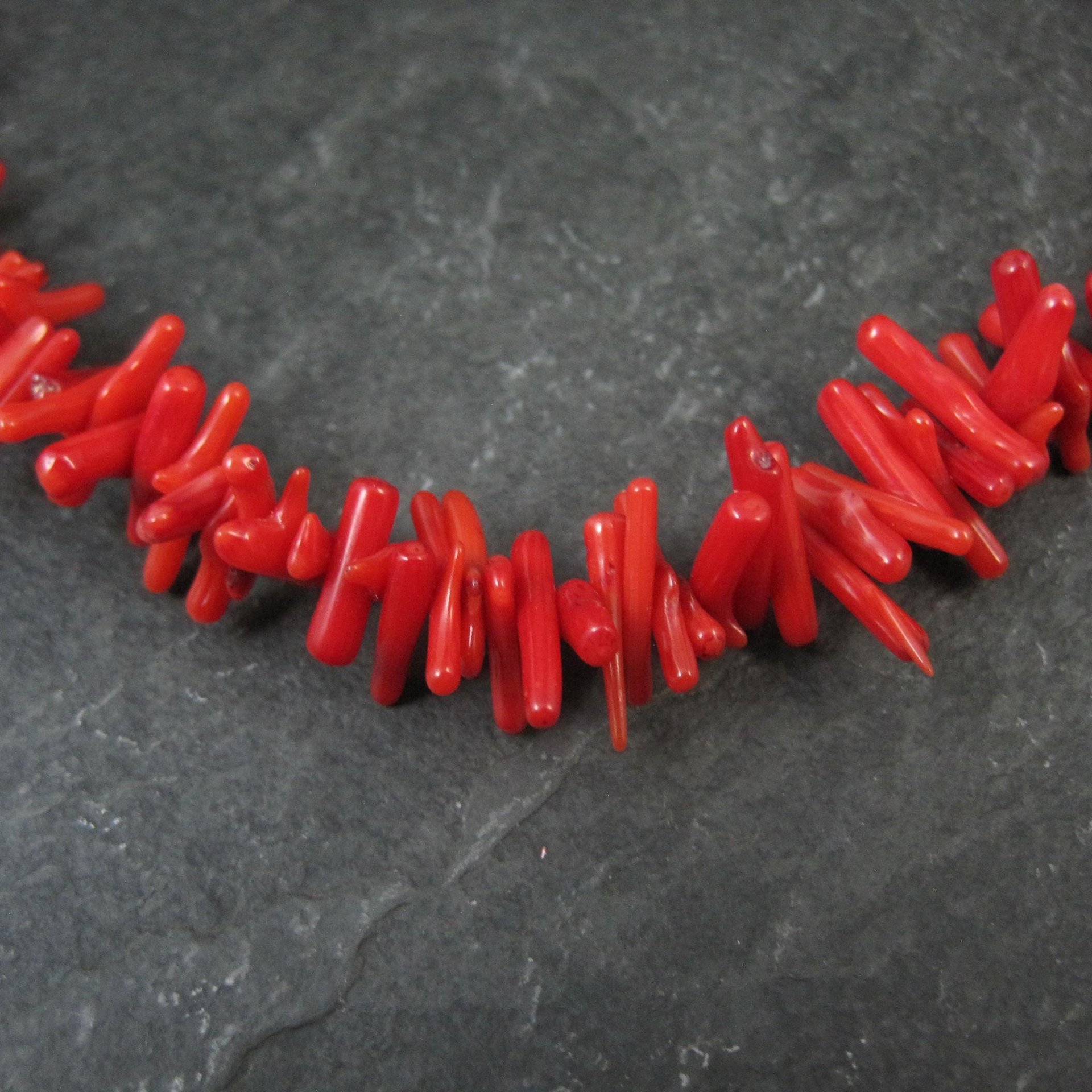 Vintage Coral Necklace 17 Inches