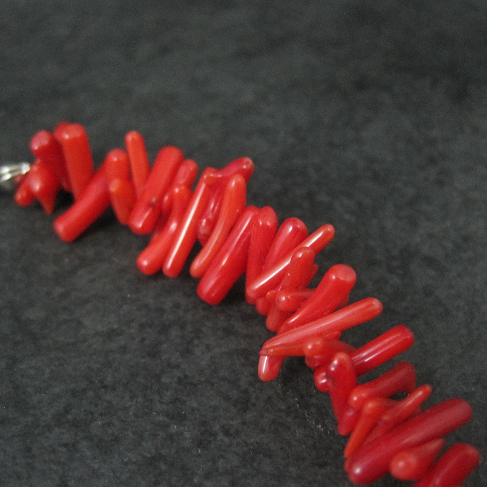Vintage Coral Necklace 17 Inches