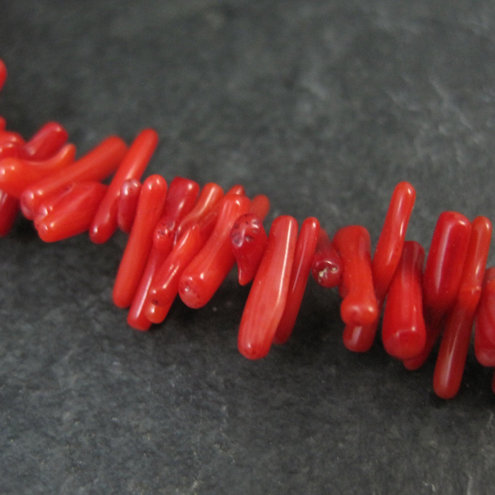 Vintage Coral Necklace 17 Inches