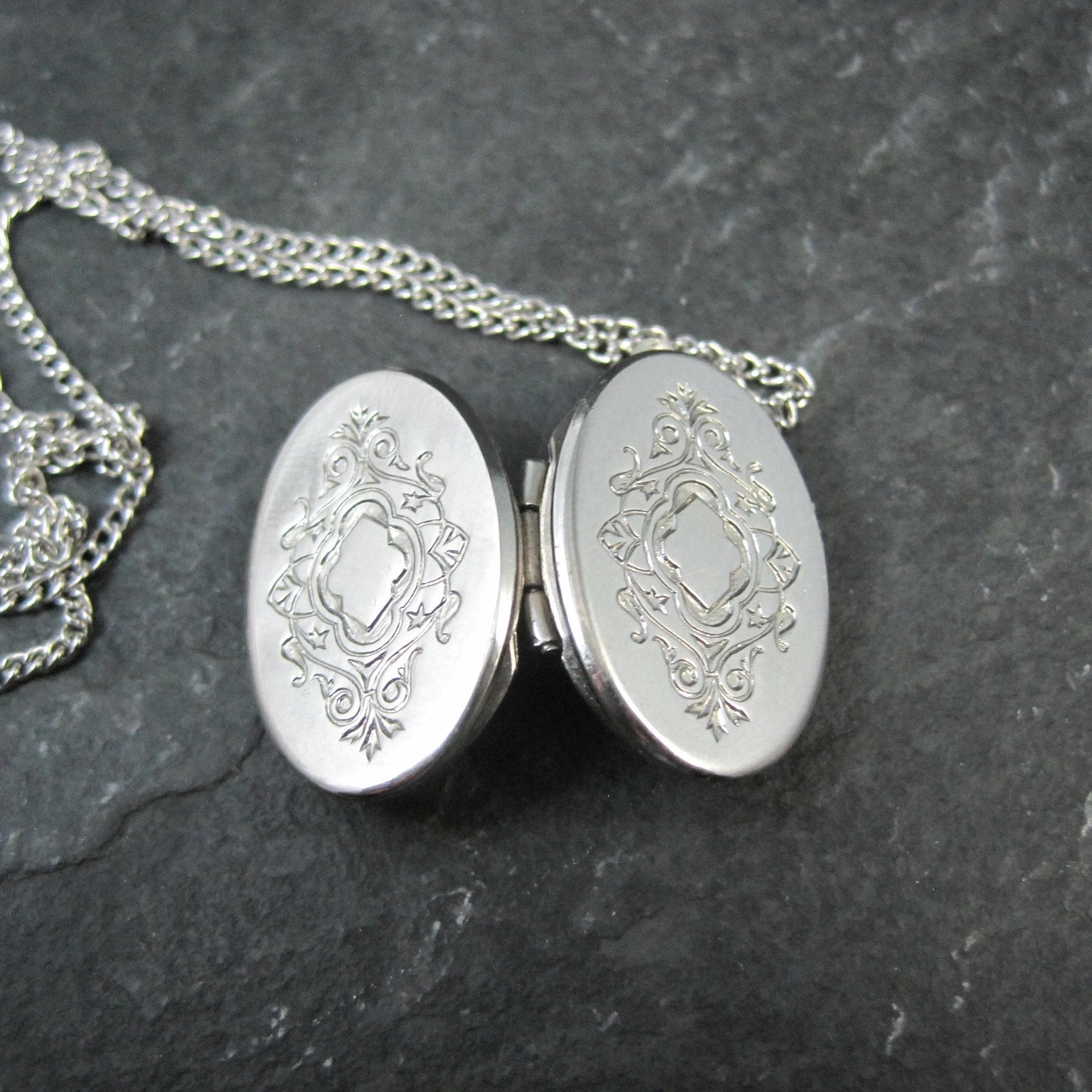 Vintage Etched Locket Pendant