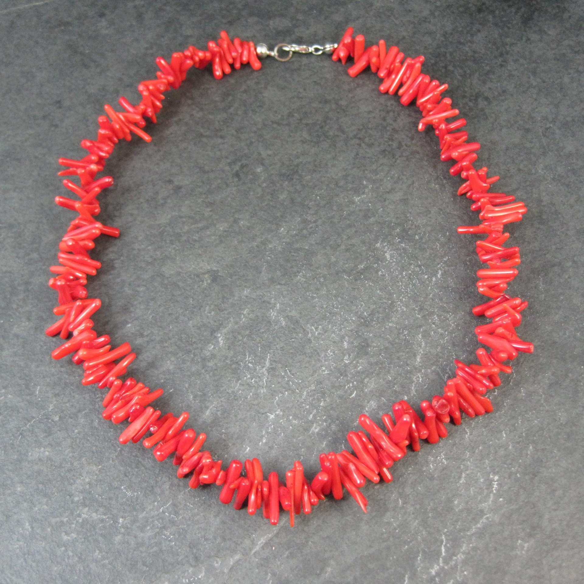 Vintage Coral Necklace 17 Inches