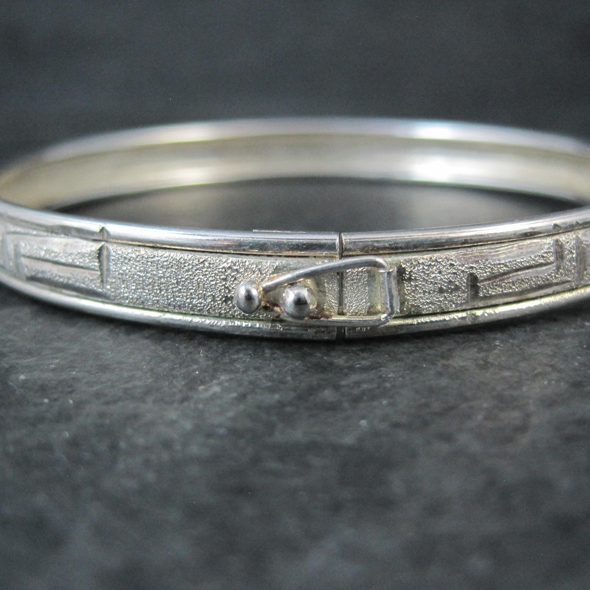 Vintage Diamond Cut Sterling Bangle Bracelet 6.75 Inches