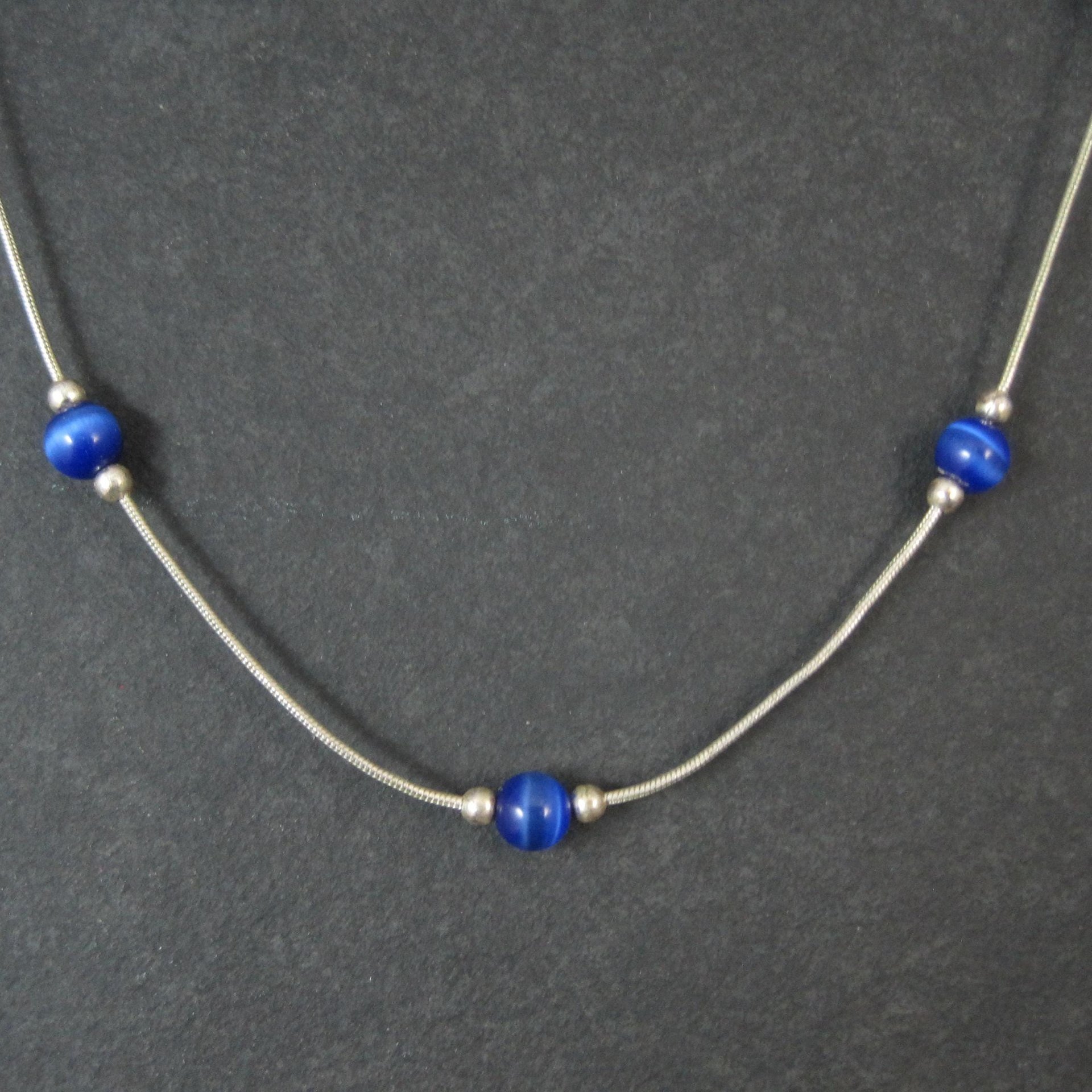 1990s Sterling Silver Blue Cats Eye Bead Necklace 16"
