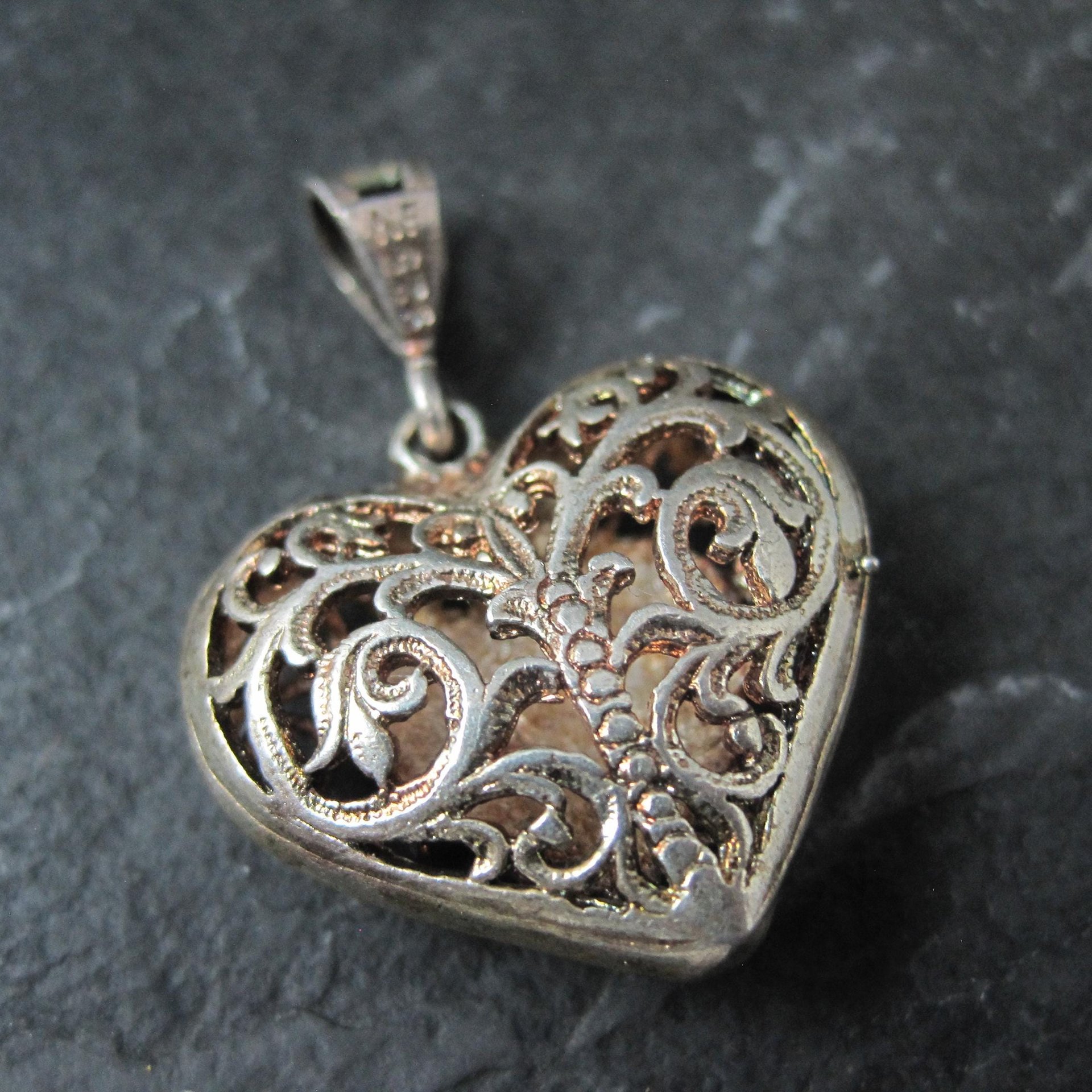 Vintage Puffy Filigree Heart Pendant Reversible Sterling Silver Diamond Cut