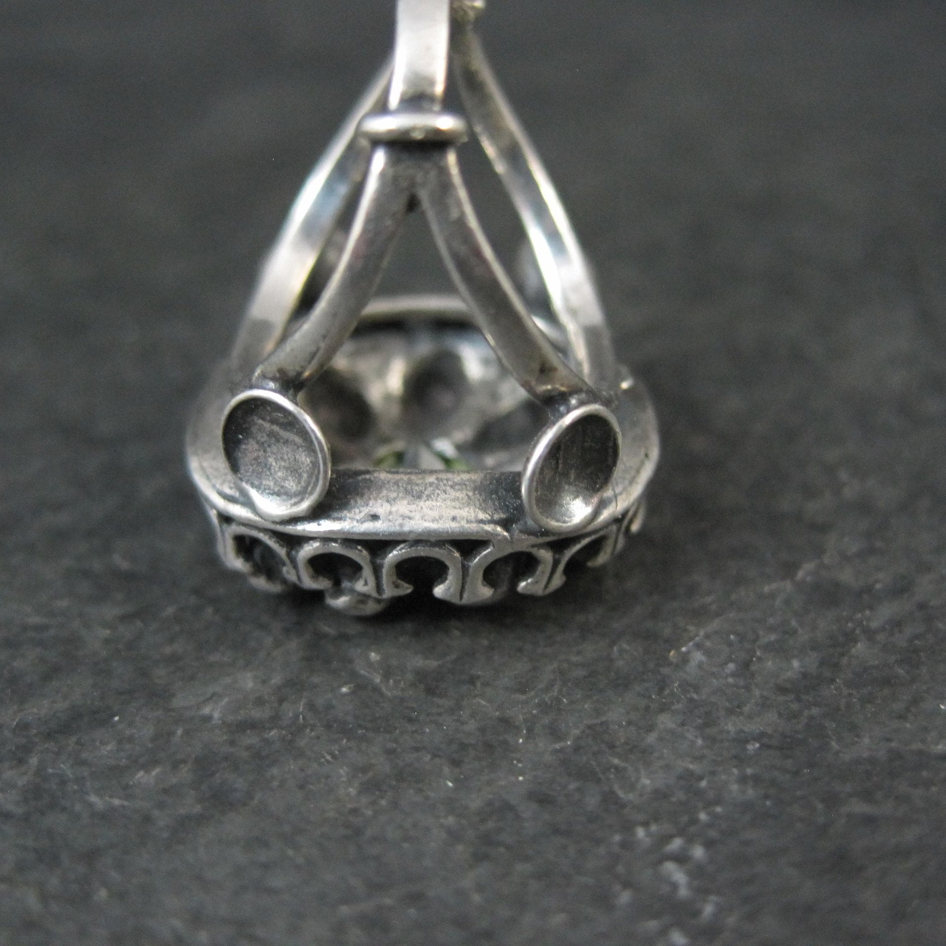 Vintage Sterling Peridot Flower Ring Size 6 Estate Silver