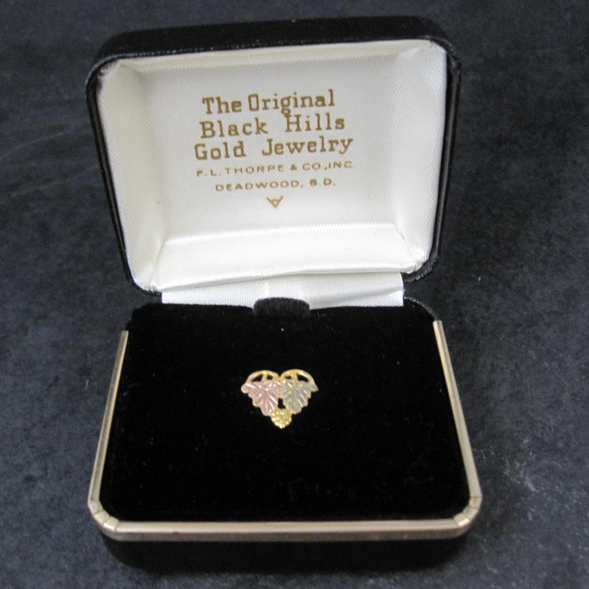 Vintage FL Thorpe Black Hills Gold Tie Tack