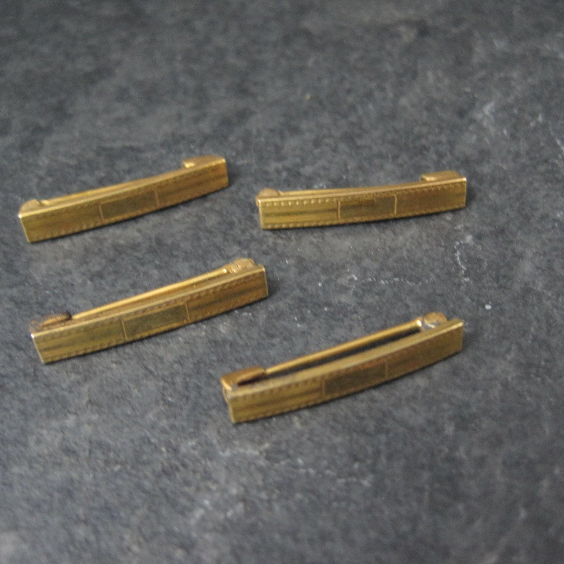 Tiny 1940s 10K Bar Pin Hayward NOS