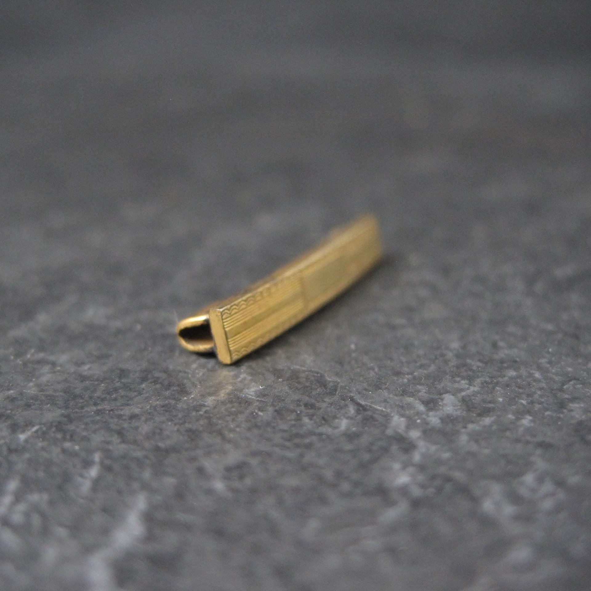 Tiny 1940s 10K Bar Pin Hayward NOS