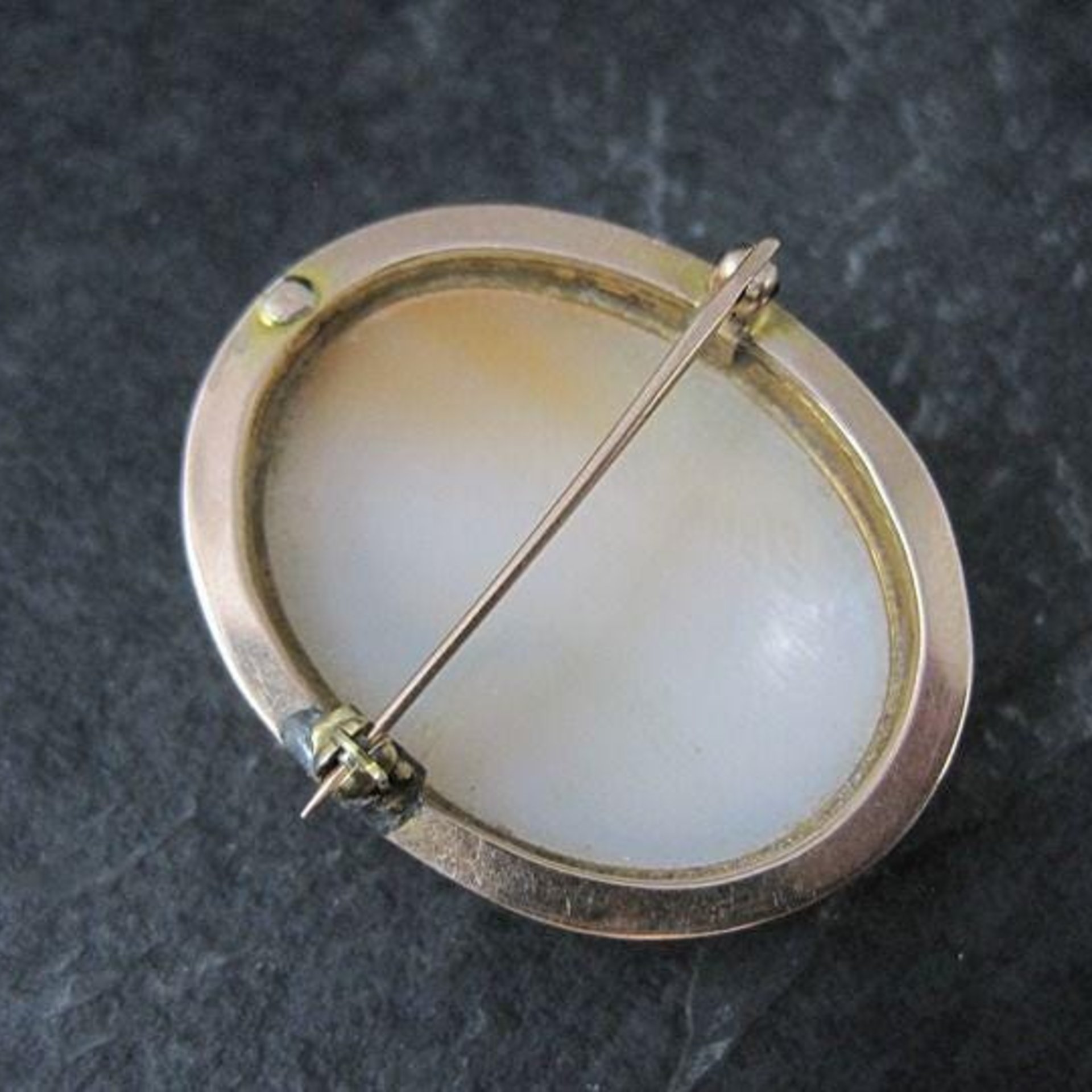 Vintage Gold Filled Carved Cameo Brooch