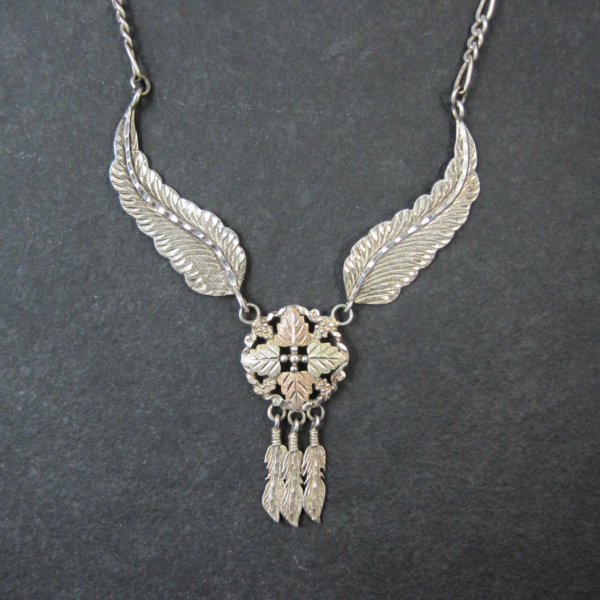 Vintage Black Hills Gold & Silver Feather Necklace Mt Rushmore