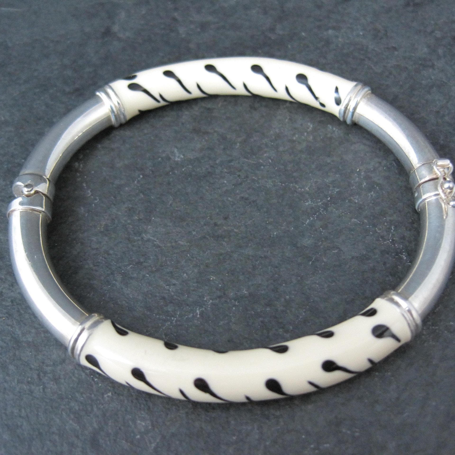 Italian Sterling Enamel Bangle Bracelet 6.5 Inches